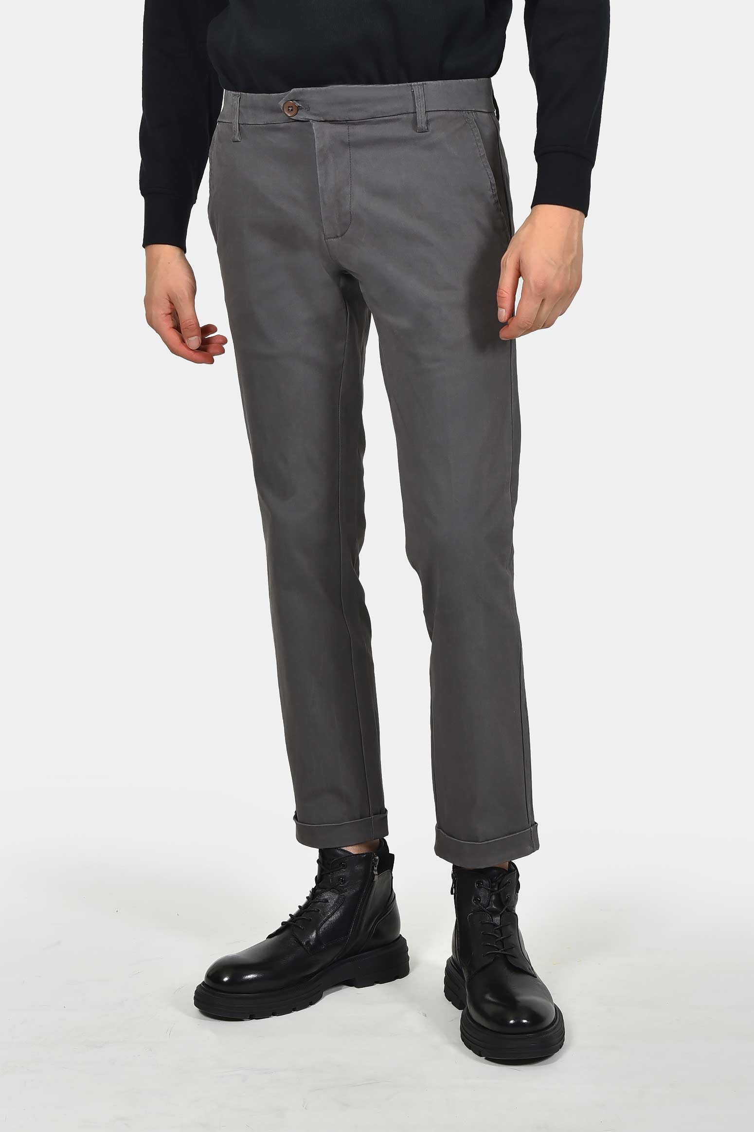 ανδρικό-παντελόνι-chinos-classic-fit-άνετη-και-σταθερή-εφαρμογή