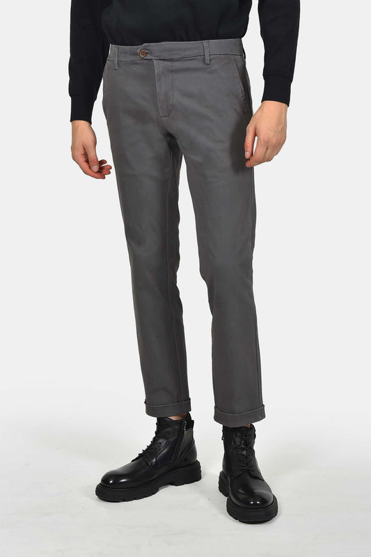 ανδρικό-παντελόνι-chinos-classic-fit-άνετη-και-σταθερή-εφαρμογή