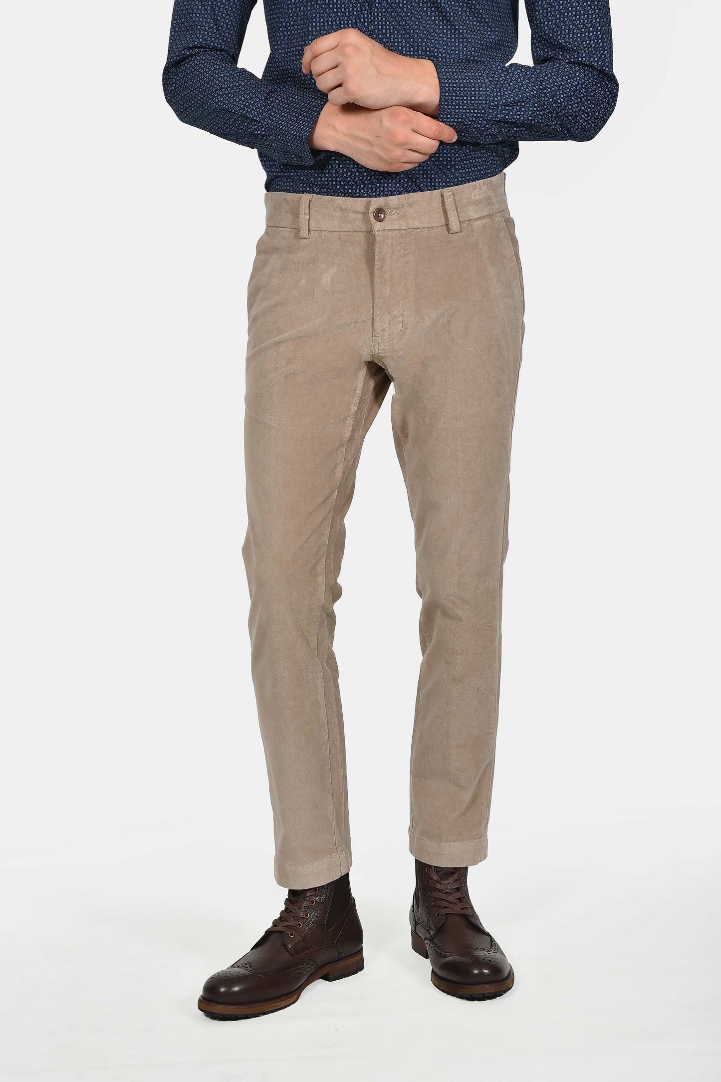 ανδρικό-chinos-παντελόνι-classic-fit-με-μαλακή-υφή