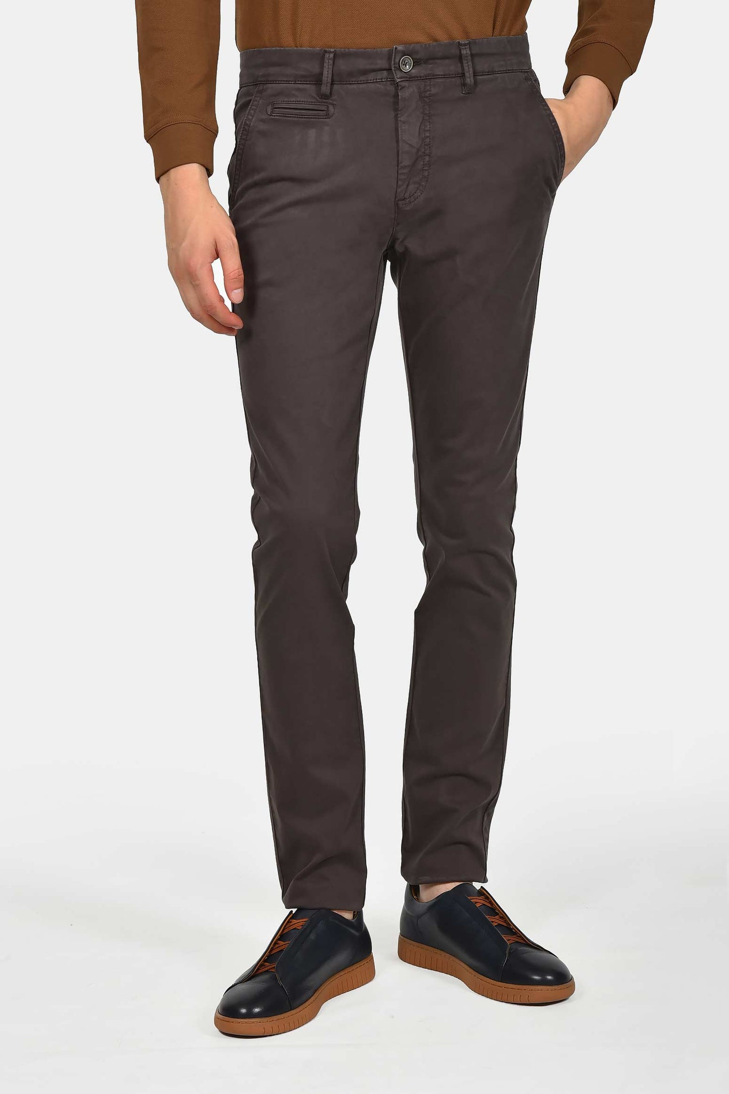 ανδρικό-βαμβακερό-chinos-παντελόνι-σε-στενή-γραμμή