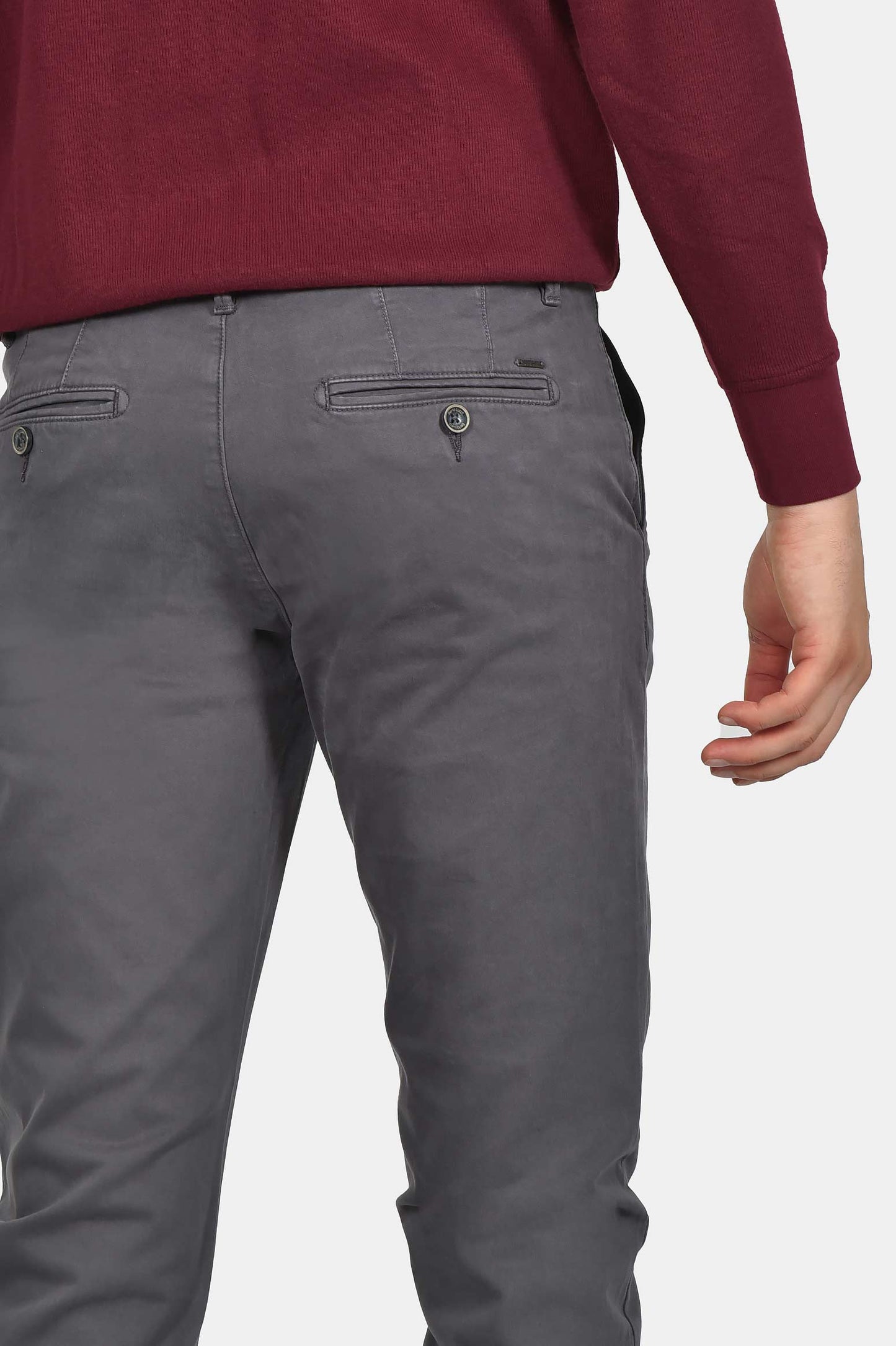 ανδρικό-βαμβακερό-chinos-παντελόνι-σε-στενή-γραμμή