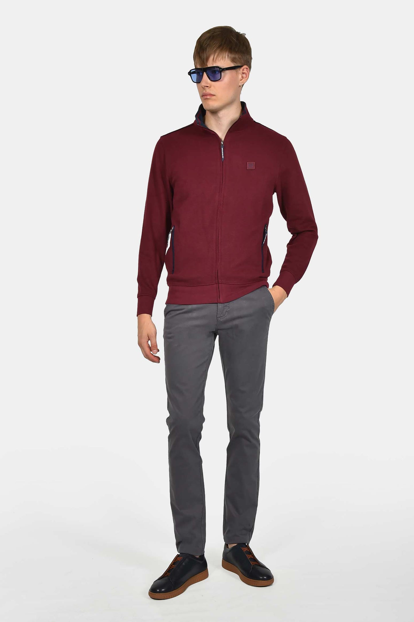 ανδρικό-βαμβακερό-chinos-παντελόνι-σε-στενή-γραμμή