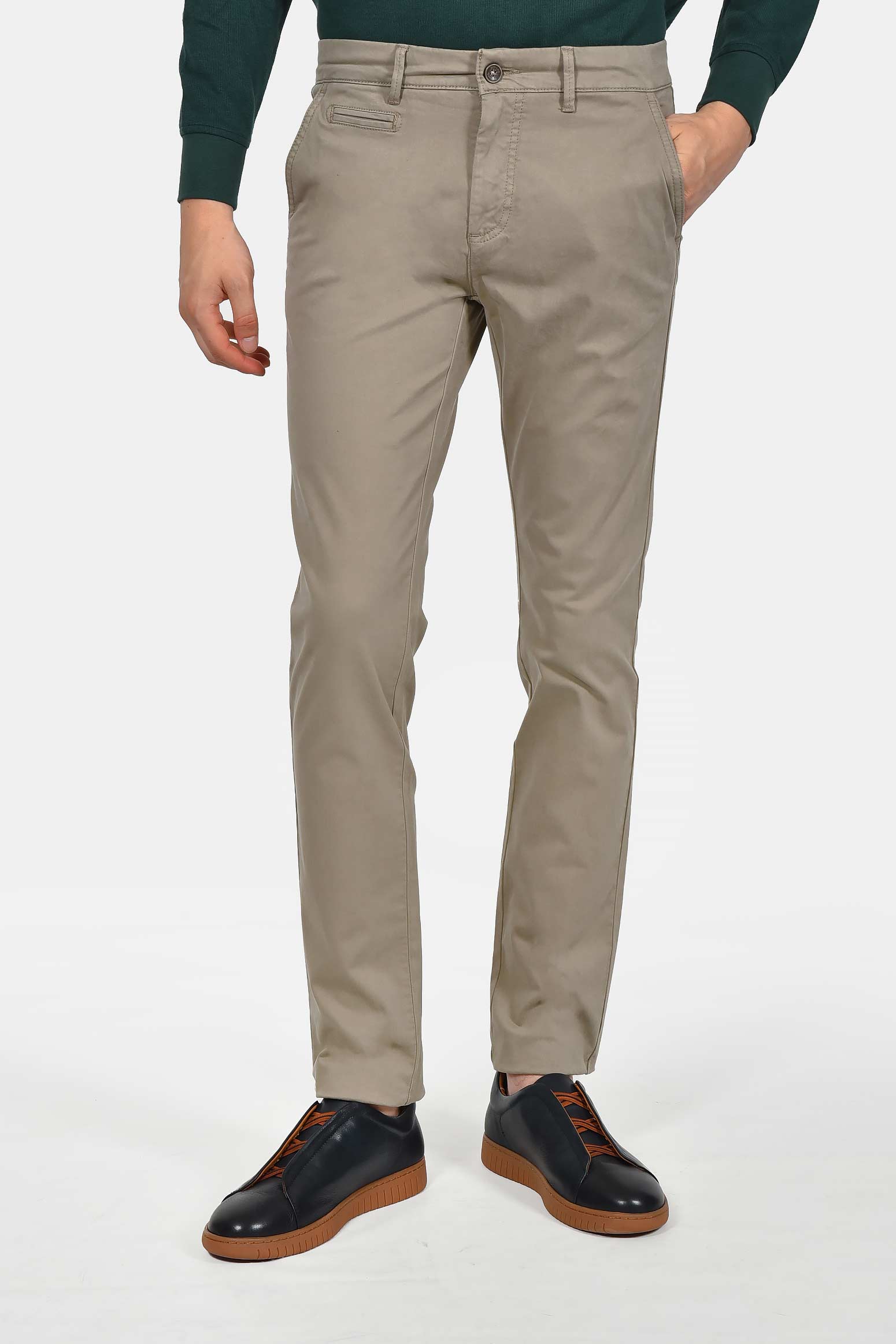 ανδρικό-βαμβακερό-chinos-παντελόνι-σε-στενή-γραμμή