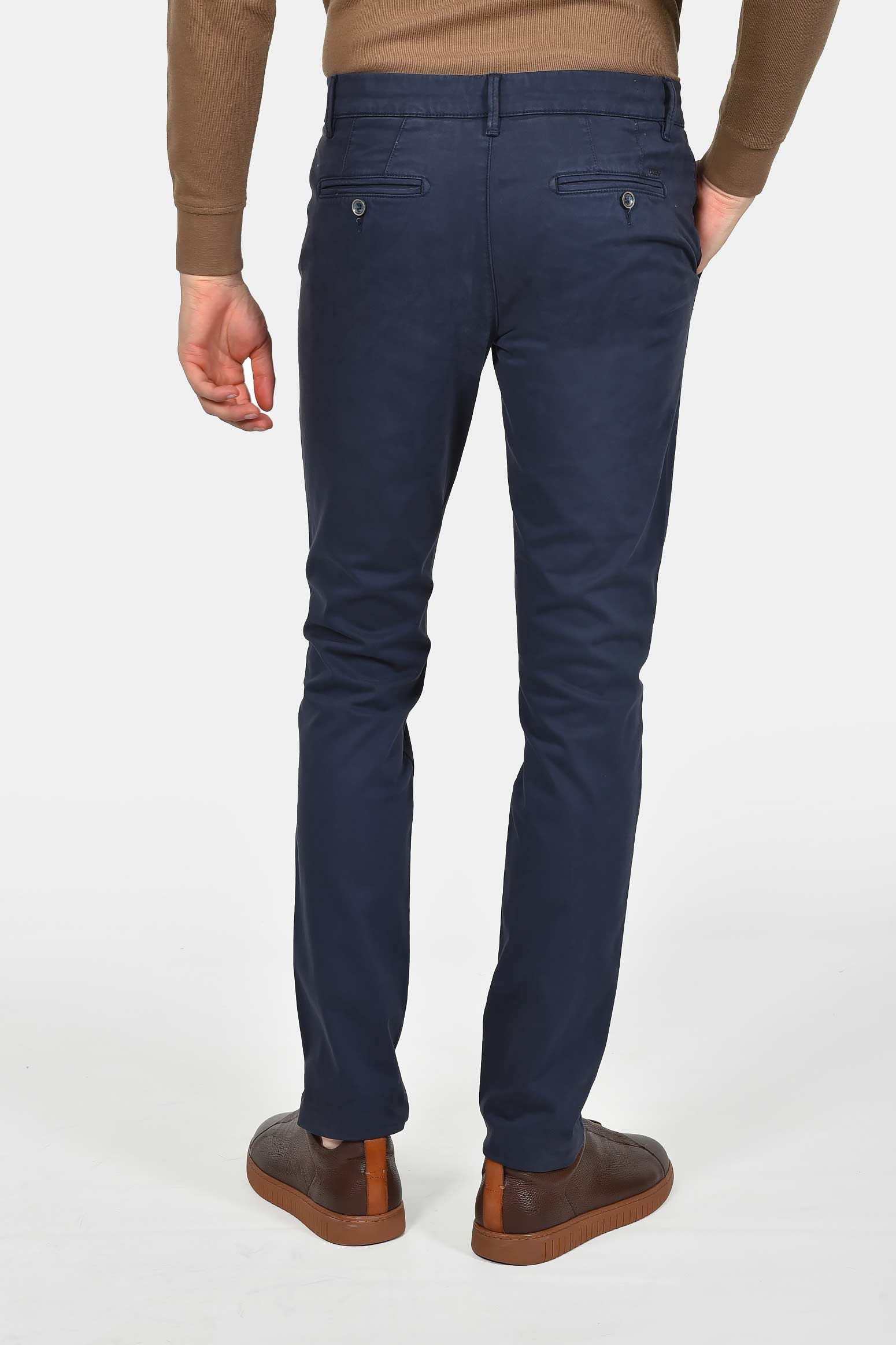 ανδρικό-βαμβακερό-chinos-παντελόνι-σε-στενή-γραμμή