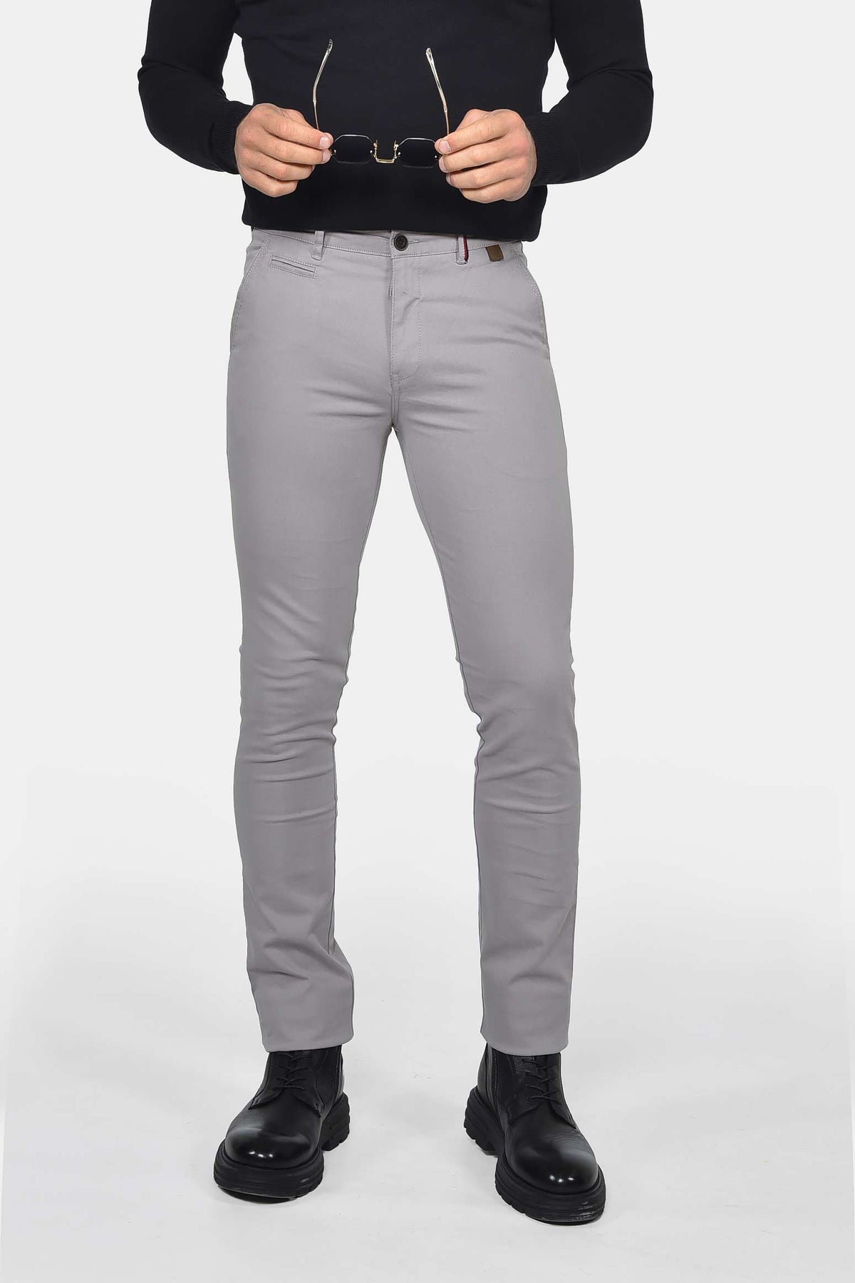 ανδρικό-chinos-παντελόνι-βαμβακερό-normal-fit-που-συνδυάζεται-με-κάθε-εμφάνιση