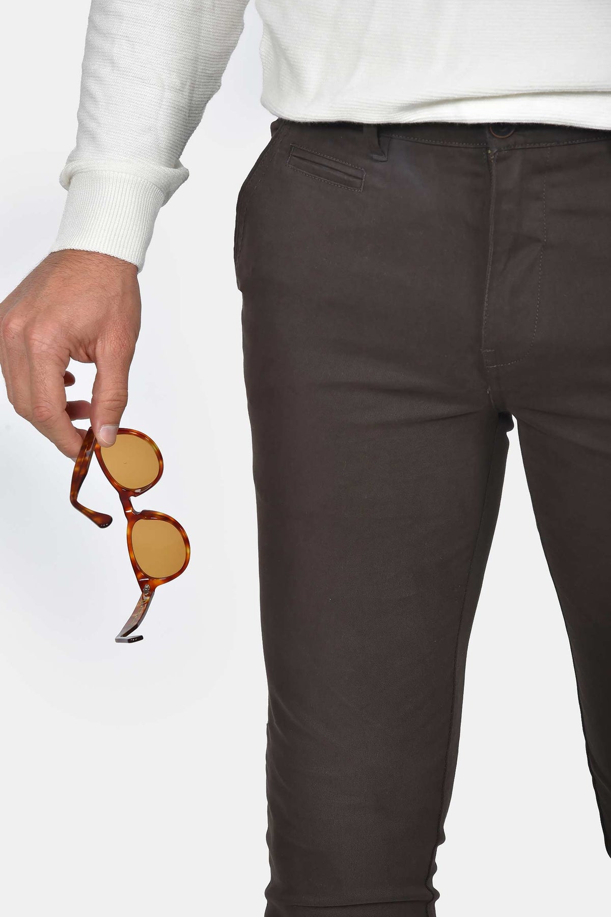 ανδρικό-chinos-παντελόνι-βαμβακερό-normal-fit-που-συνδυάζεται-με-κάθε-εμφάνιση