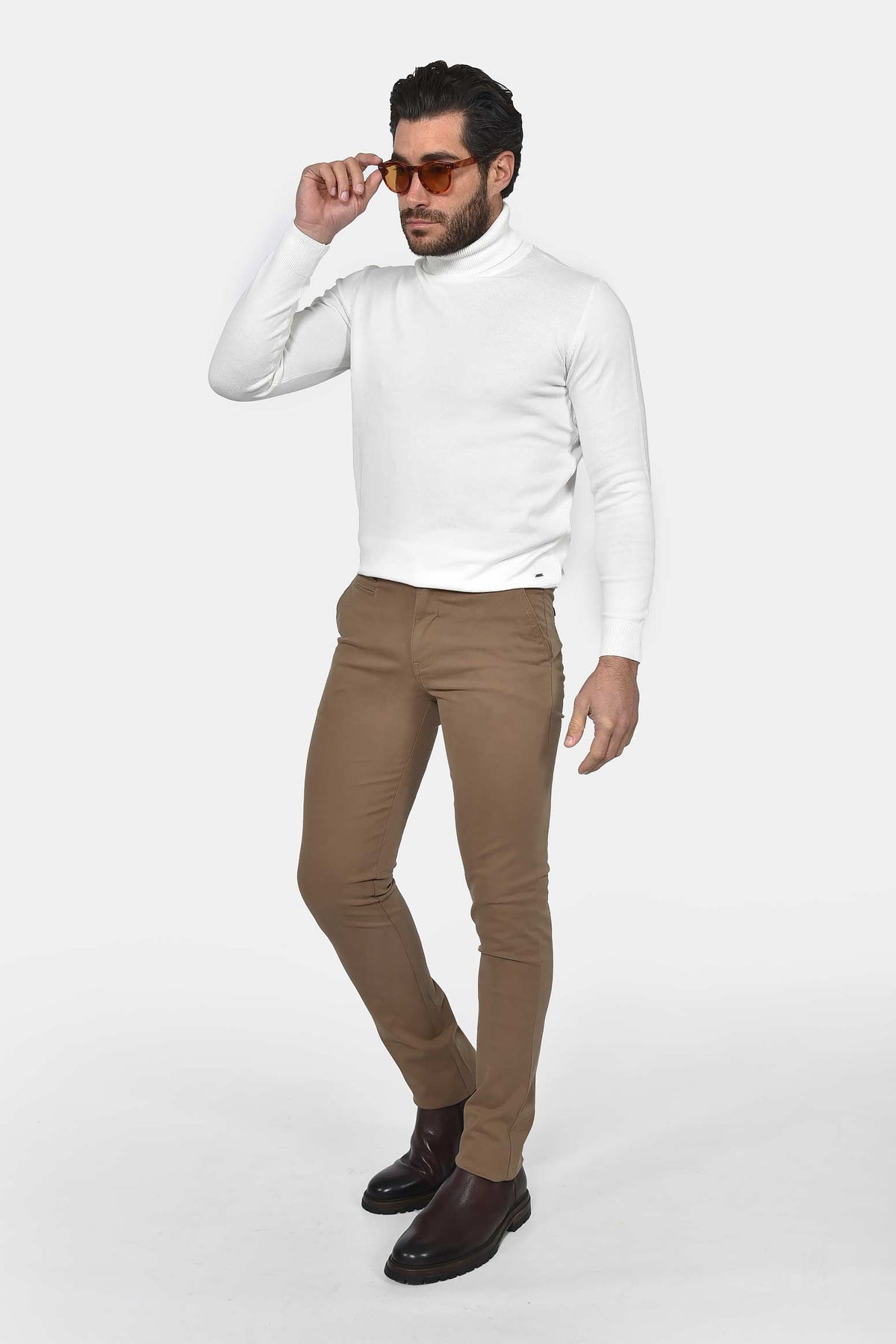 ανδρικό-chinos-παντελόνι-βαμβακερό-normal-fit-που-συνδυάζεται-με-κάθε-εμφάνιση