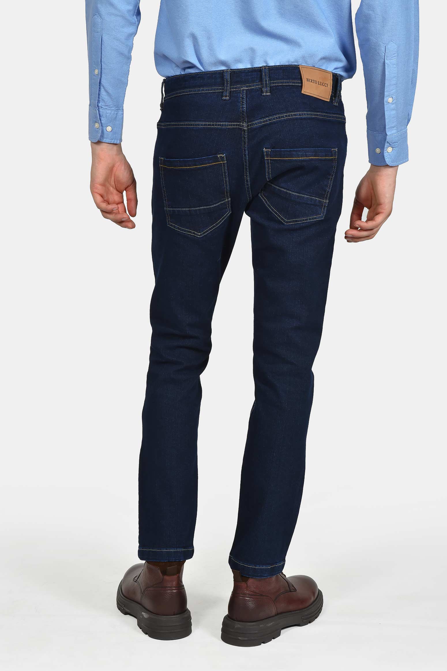 ανδρικό-τζιν-παντελόνι-classic-fit-από-98%-βαμβάκι-και-2%-ελαστίνη-–-με-φυσική-ελαστικότητα-για-άνεση