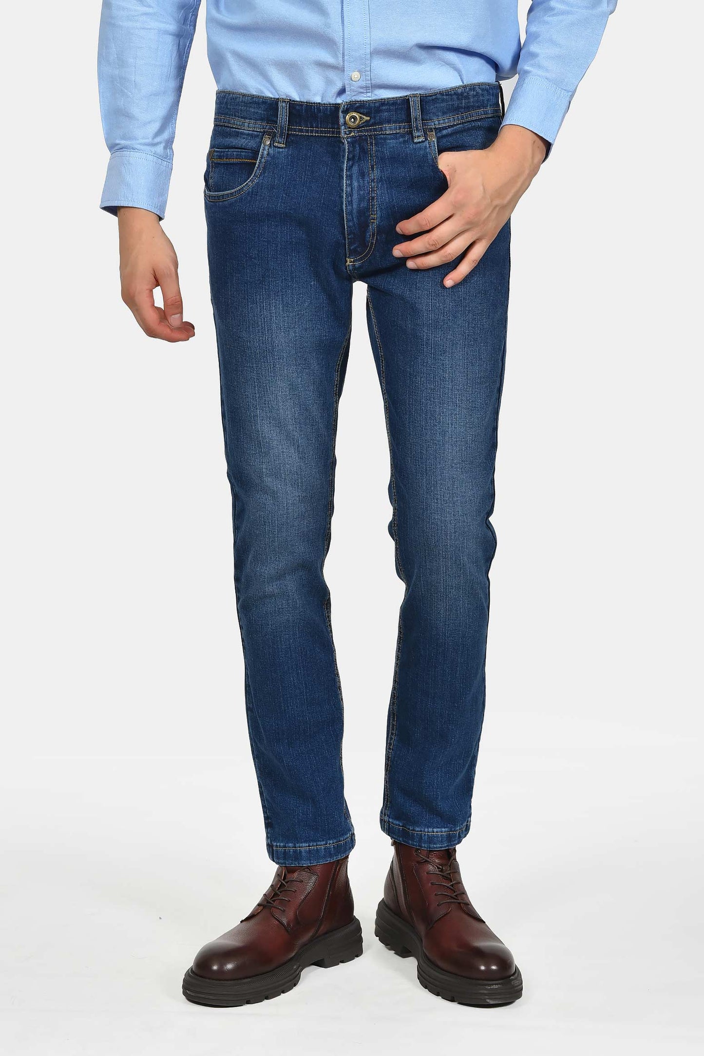 ανδρικό-τζιν-παντελόνι-classic-fit-από-βαμβακερό-ύφασμα-φυσική-ελαστικότητα-και-σταθερή-εφαρμογή