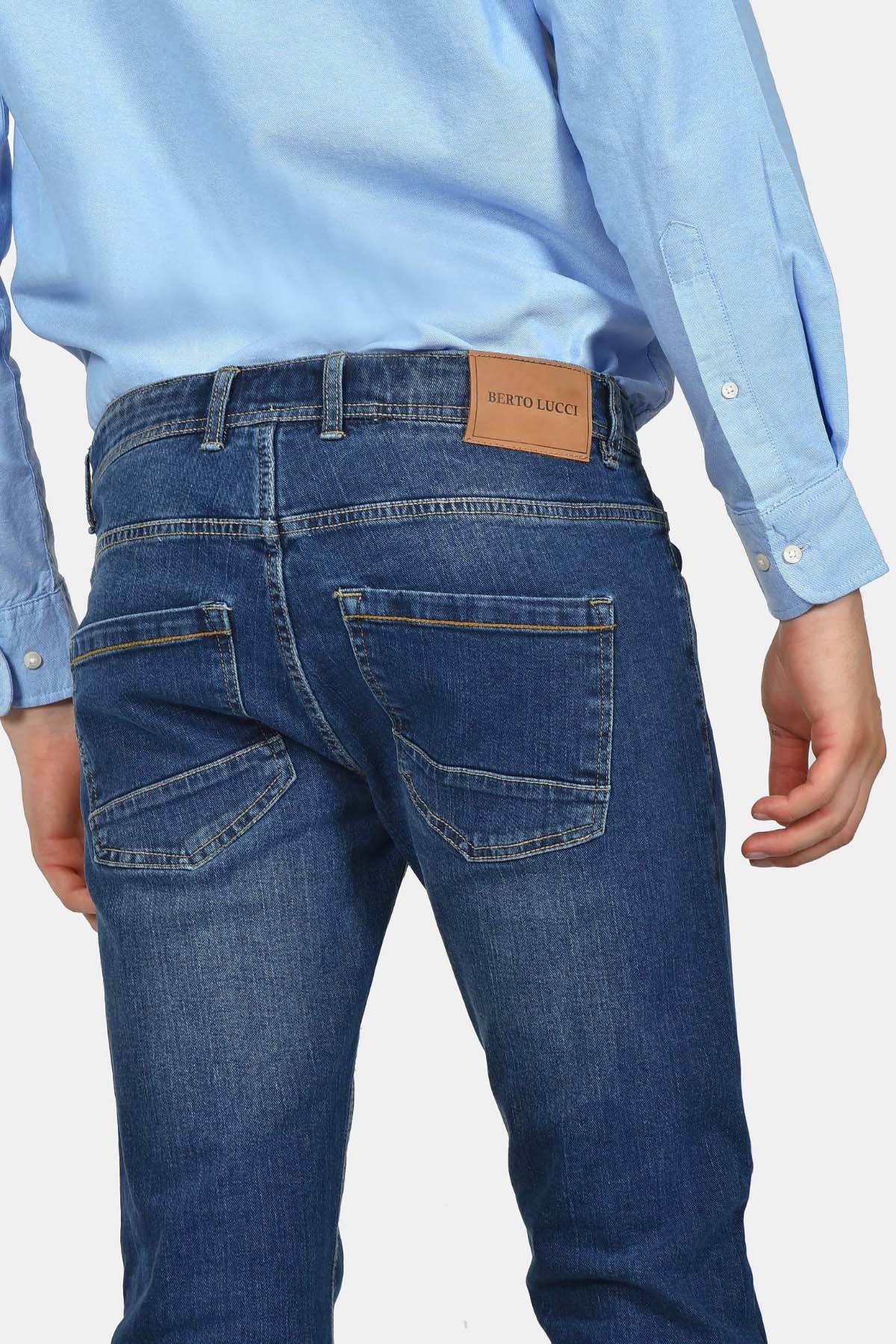 ανδρικό-τζιν-παντελόνι-classic-fit-από-βαμβακερό-ύφασμα-φυσική-ελαστικότητα-και-σταθερή-εφαρμογή