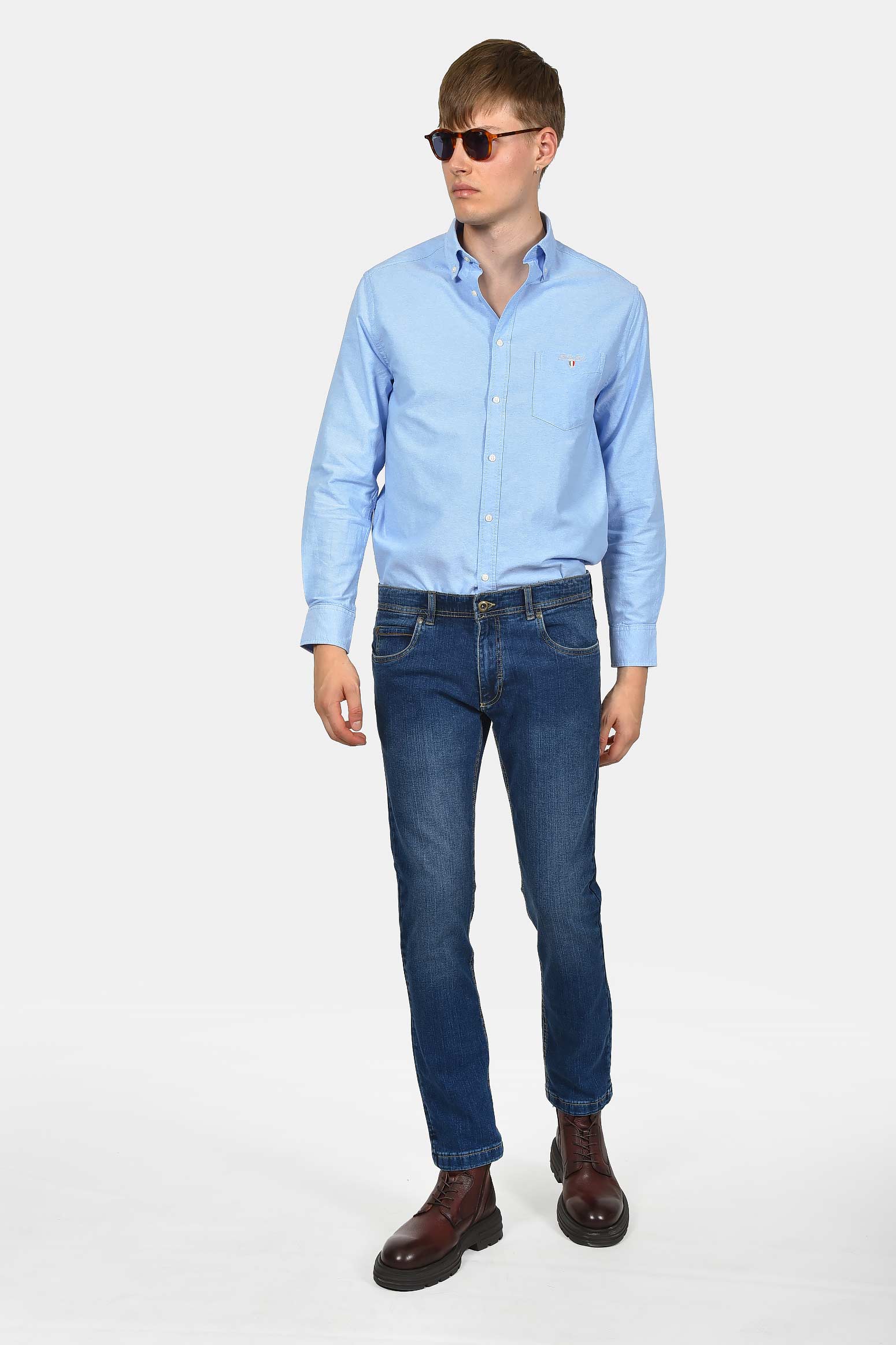 ανδρικό-τζιν-παντελόνι-classic-fit-από-βαμβακερό-ύφασμα-φυσική-ελαστικότητα-και-σταθερή-εφαρμογή