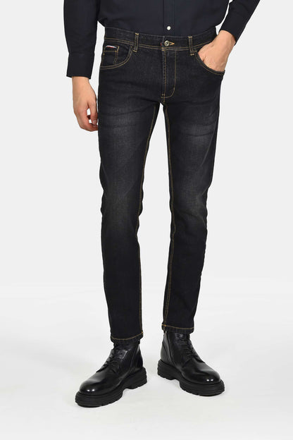 ανδρικό-τζιν-παντελόνι-classic-fit-από-βαμβακερό-ύφασμα-φυσική-ελαστικότητα-για-άνετη-εφαρμογή
