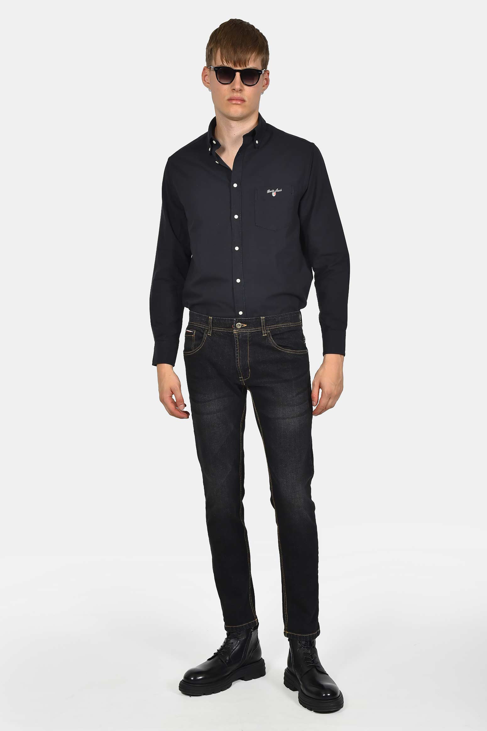 ανδρικό-τζιν-παντελόνι-classic-fit-από-βαμβακερό-ύφασμα-φυσική-ελαστικότητα-για-άνετη-εφαρμογή