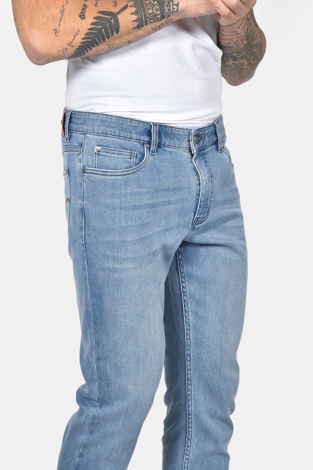 ανδρικό-τζιν-παντελόνι-slim-fit-με-άνετη-ελαστικότητα-&-σύγχρονο-denim-look