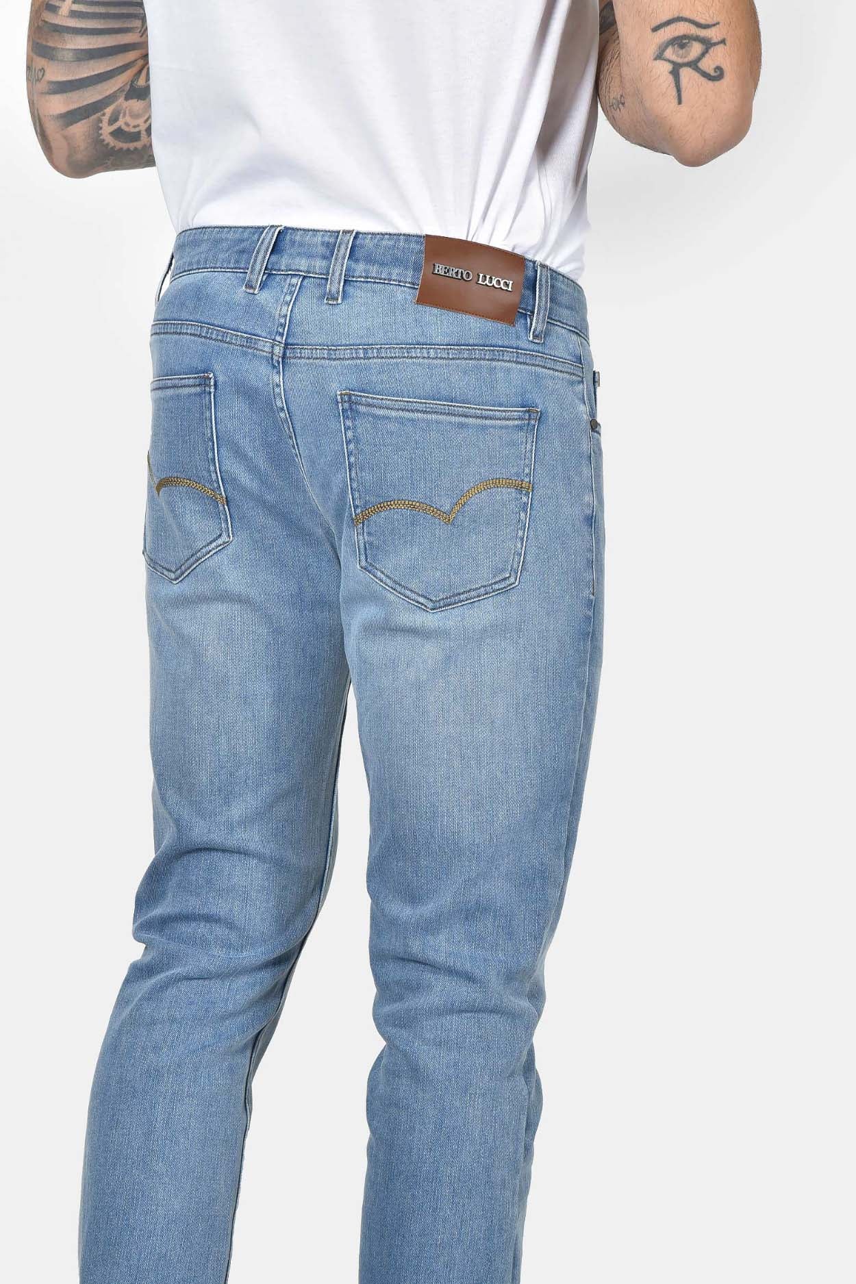 ανδρικό-τζιν-παντελόνι-slim-fit-με-άνετη-ελαστικότητα-&-σύγχρονο-denim-look