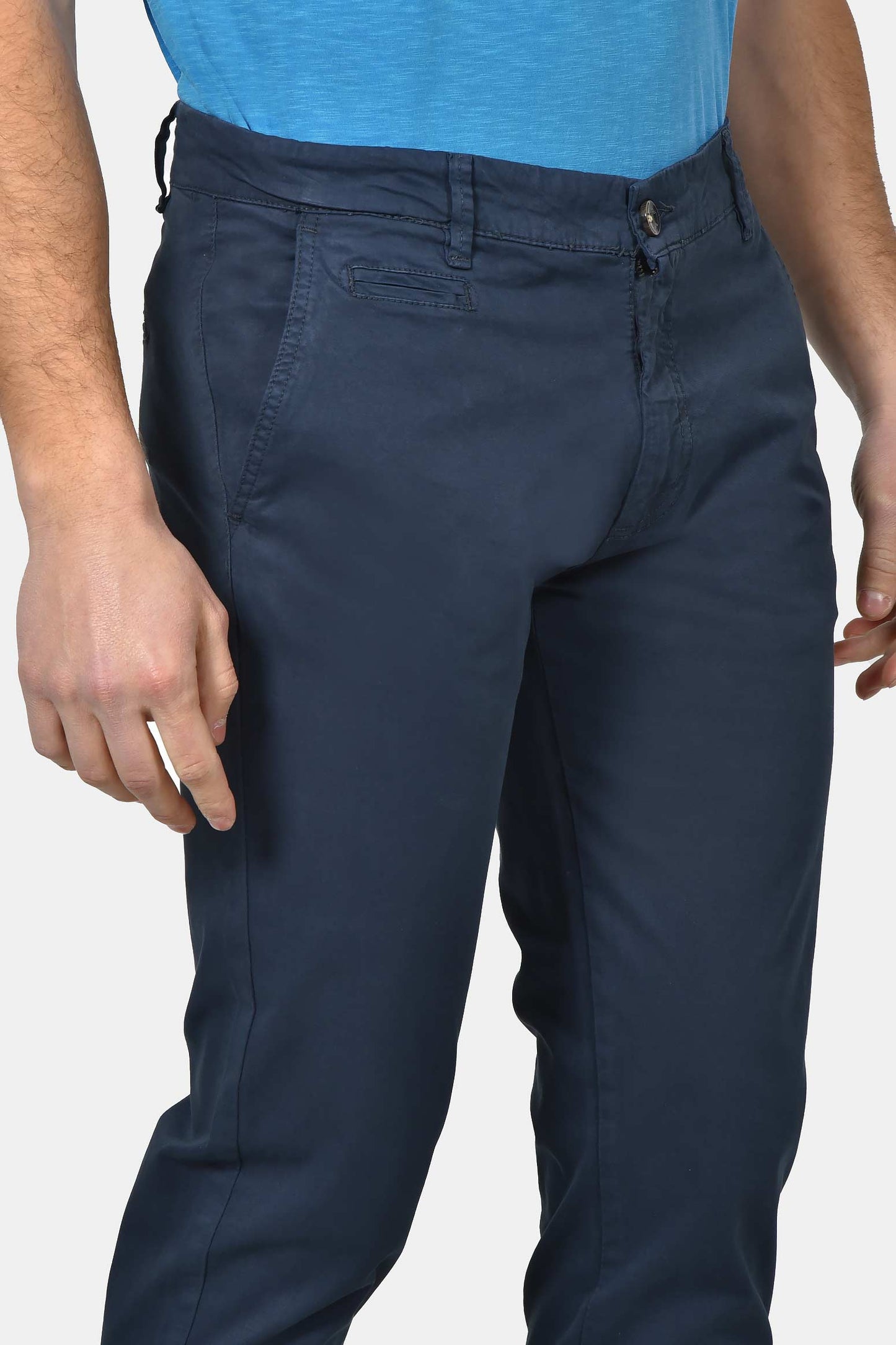 ανδρικό-chinos-παντελόνι-slim-fit-από-βαμβάκι-με-ελαστικότητα-για-άνετη-εφαρμογή