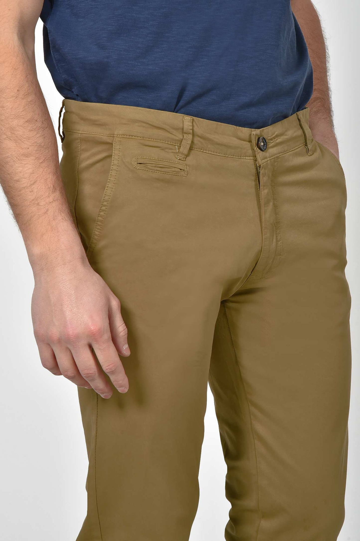 ανδρικό-chinos-παντελόνι-slim-fit-από-βαμβάκι-με-ελαστικότητα-για-άνετη-εφαρμογή