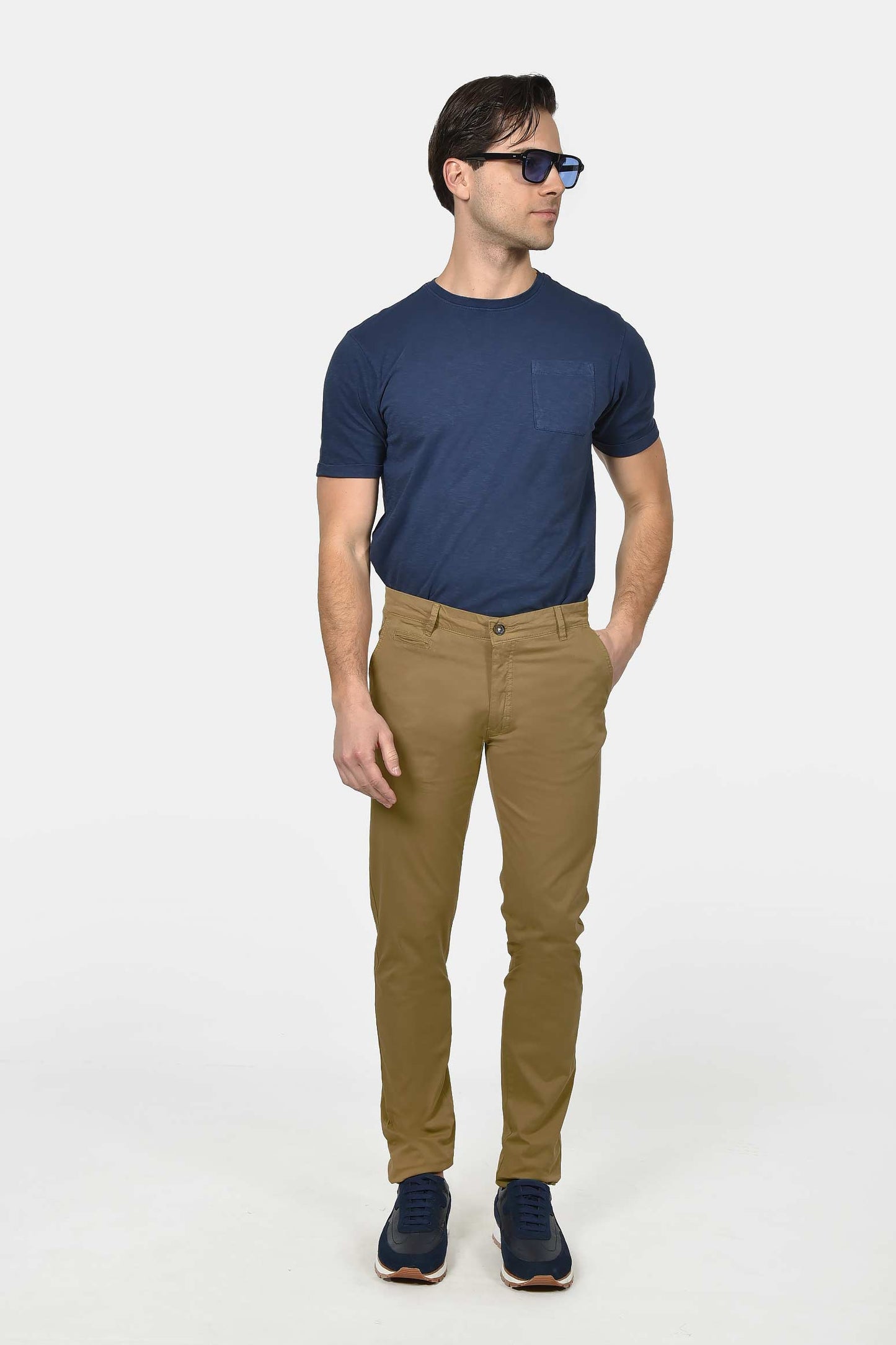 ανδρικό-chinos-παντελόνι-slim-fit-από-βαμβάκι-με-ελαστικότητα-για-άνετη-εφαρμογή