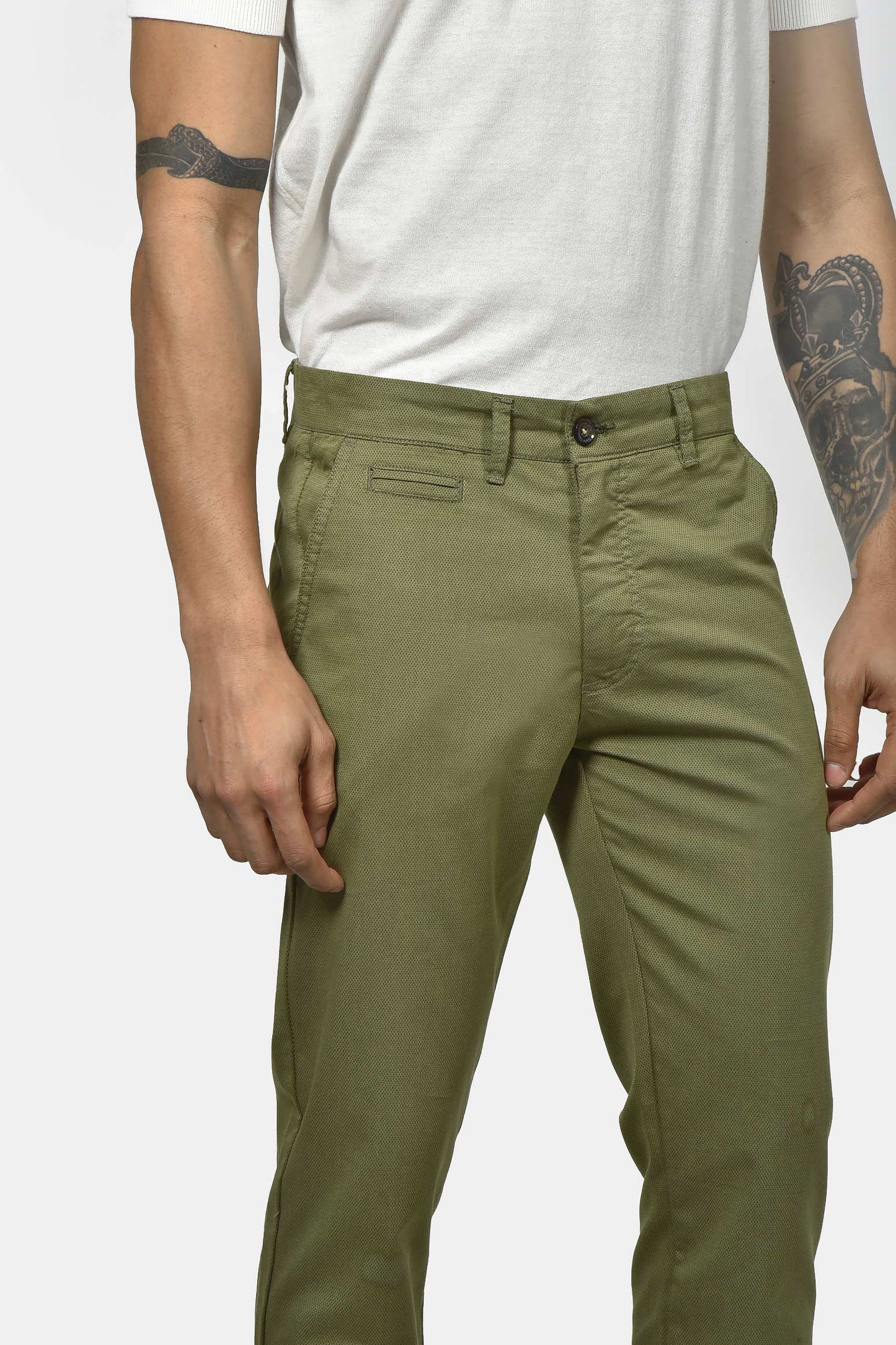 ανδρικό-chinos-παντελόνι-slim-fit-από-βαμβάκι-με-ελαστικότητα-για-άνετη-κίνηση