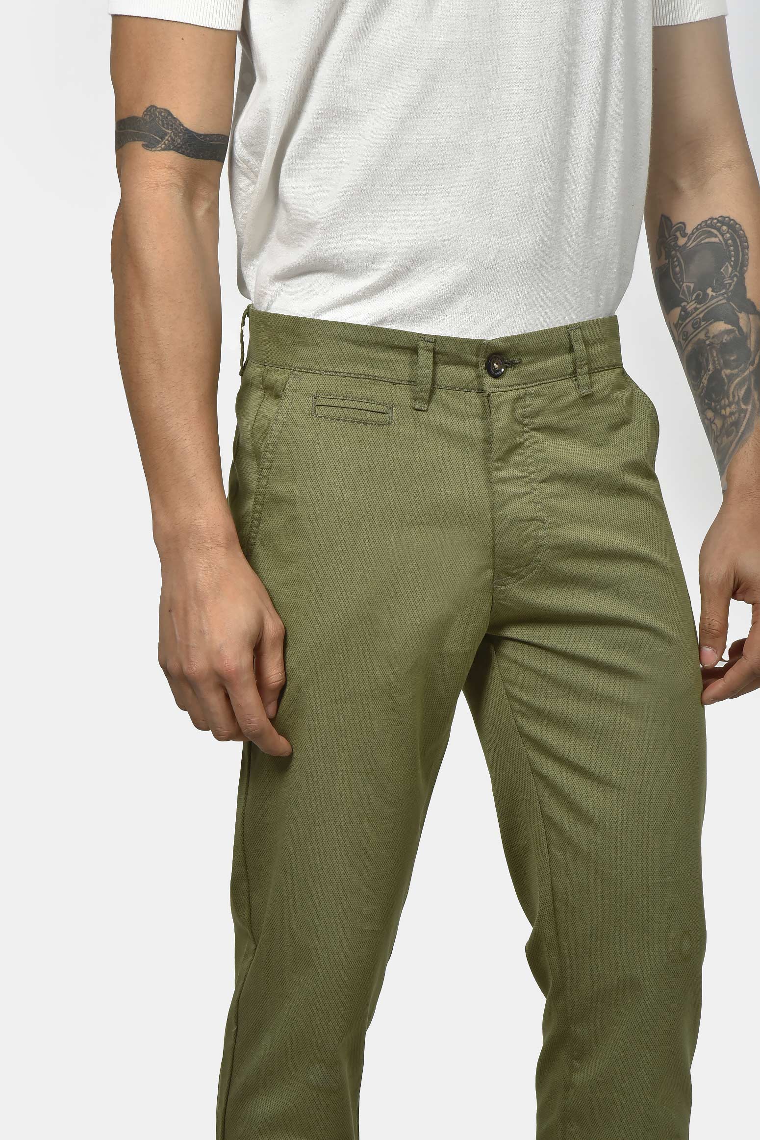 ανδρικό-chinos-παντελόνι-slim-fit-από-βαμβάκι-με-ελαστικότητα-για-άνετη-κίνηση