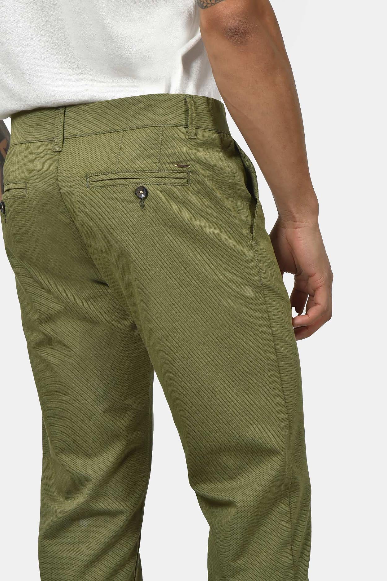 ανδρικό-chinos-παντελόνι-slim-fit-από-βαμβάκι-με-ελαστικότητα-για-άνετη-κίνηση