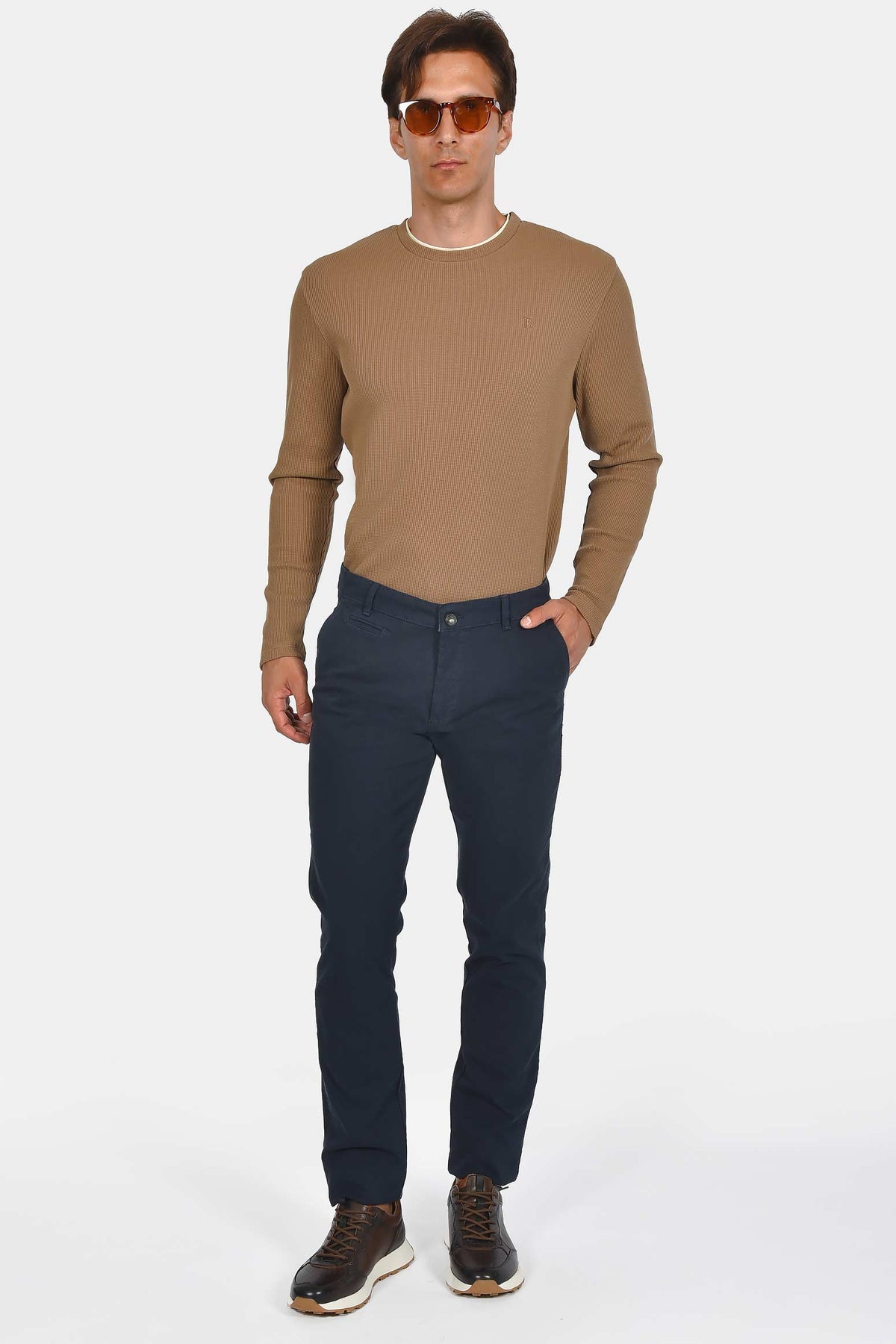 ανδρικό-chinos-παντελόνι-normal-fit-βαμβακερή-άνεση-&-ελευθερία-κινήσεων