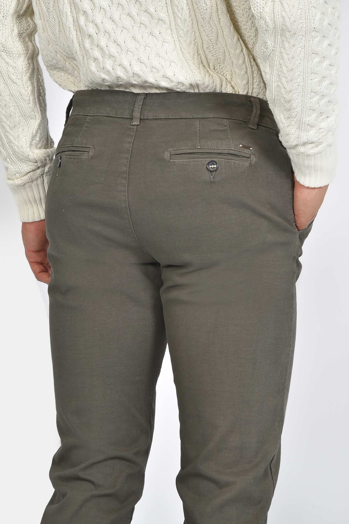 ανδρικό-chinos-παντελόνι-normal-fit-βαμβακερή-άνεση-&-ελευθερία-κινήσεων