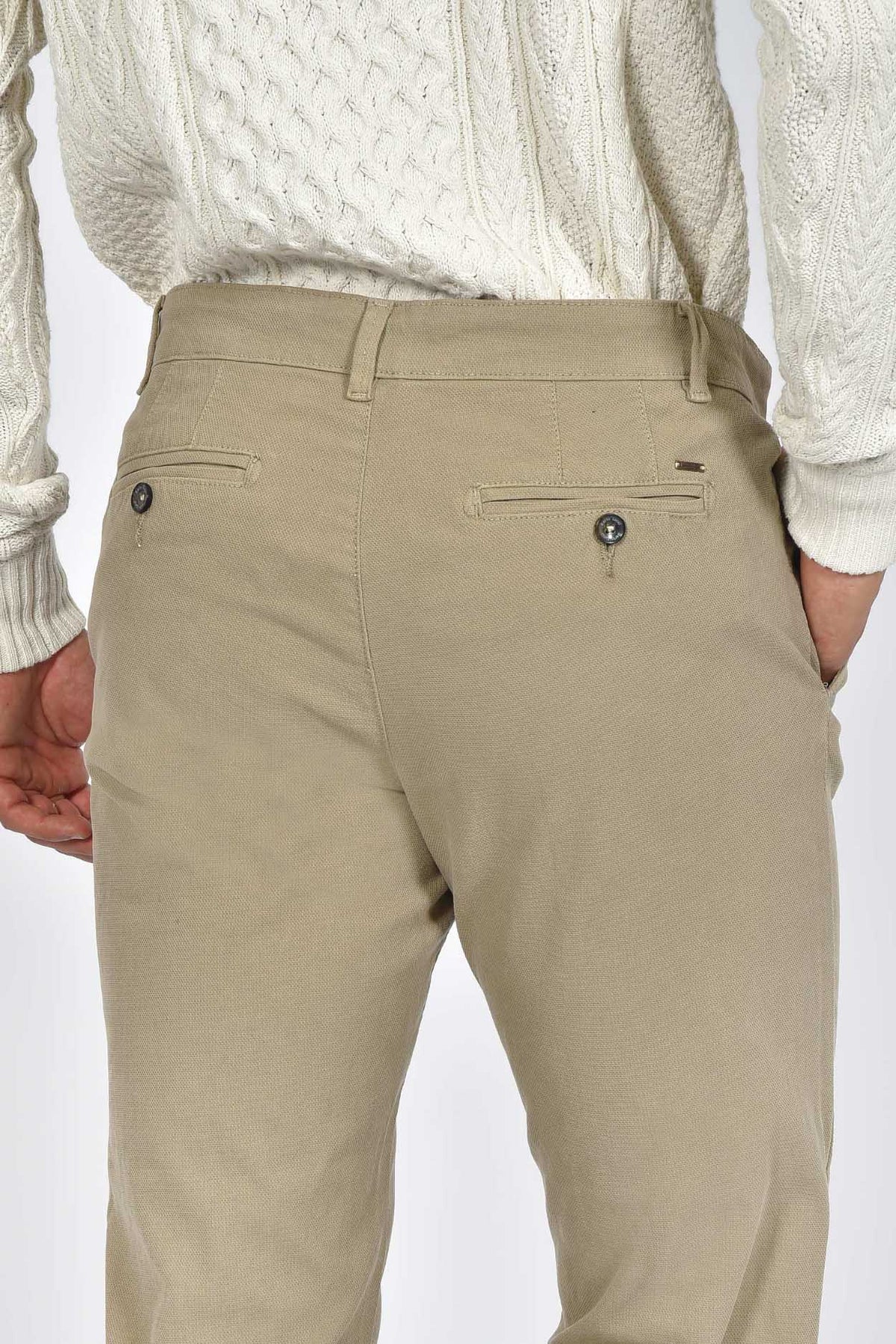 ανδρικό-chinos-παντελόνι-normal-fit-βαμβακερή-άνεση-&-ελευθερία-κινήσεων