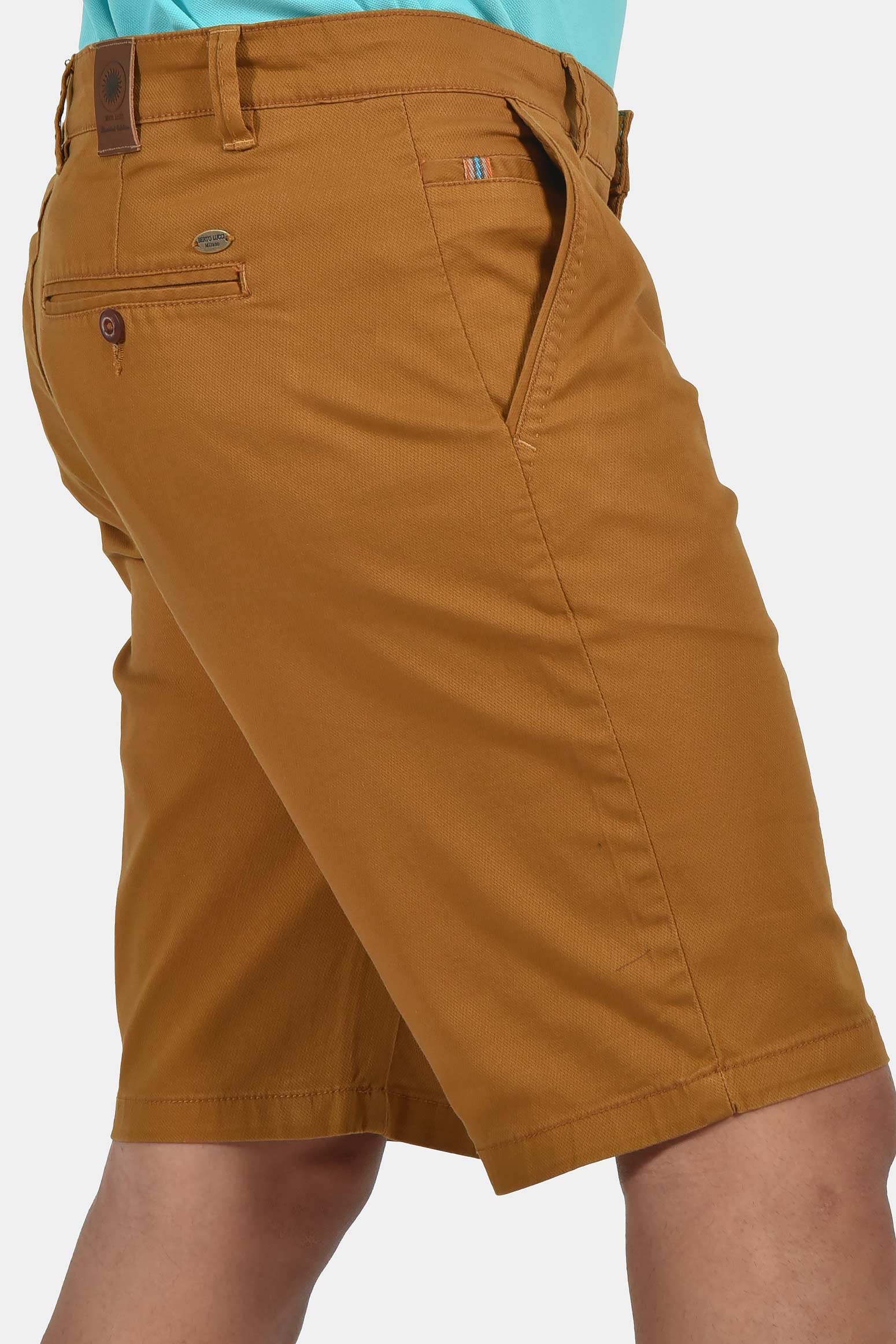 ανδρική-chinos-βερμούδα-βαμβακερή-normal-fit-για-άνετη-καλοκαιρινή-εμφάνιση
