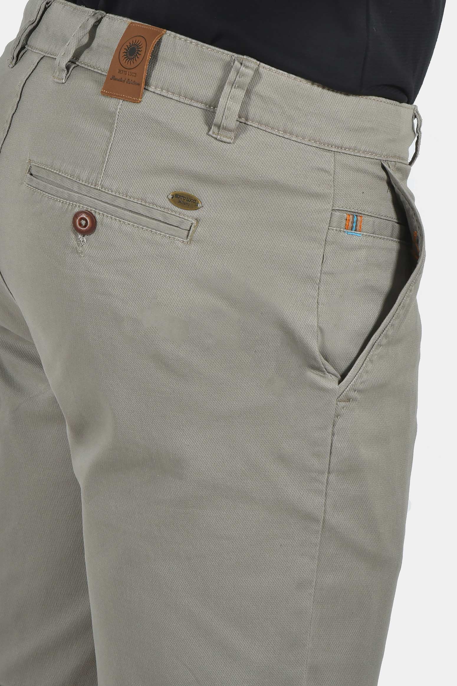 ανδρική-chinos-βερμούδα-βαμβακερή-normal-fit-για-άνετη-καλοκαιρινή-εμφάνιση