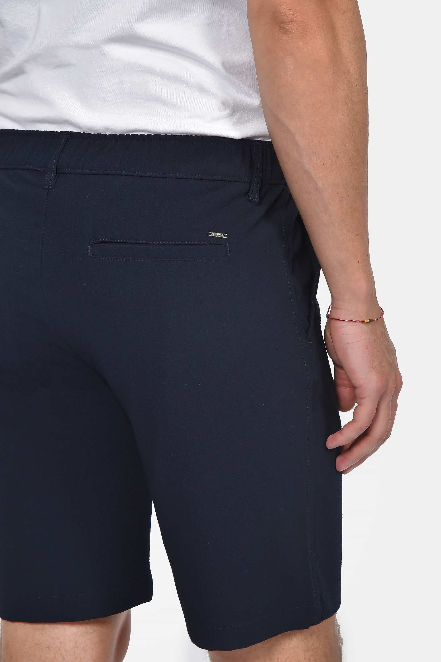 ανδρική-chinos-βερμούδα-normal-fit-με-ελαστική-μέση-&-διακριτή-υφή