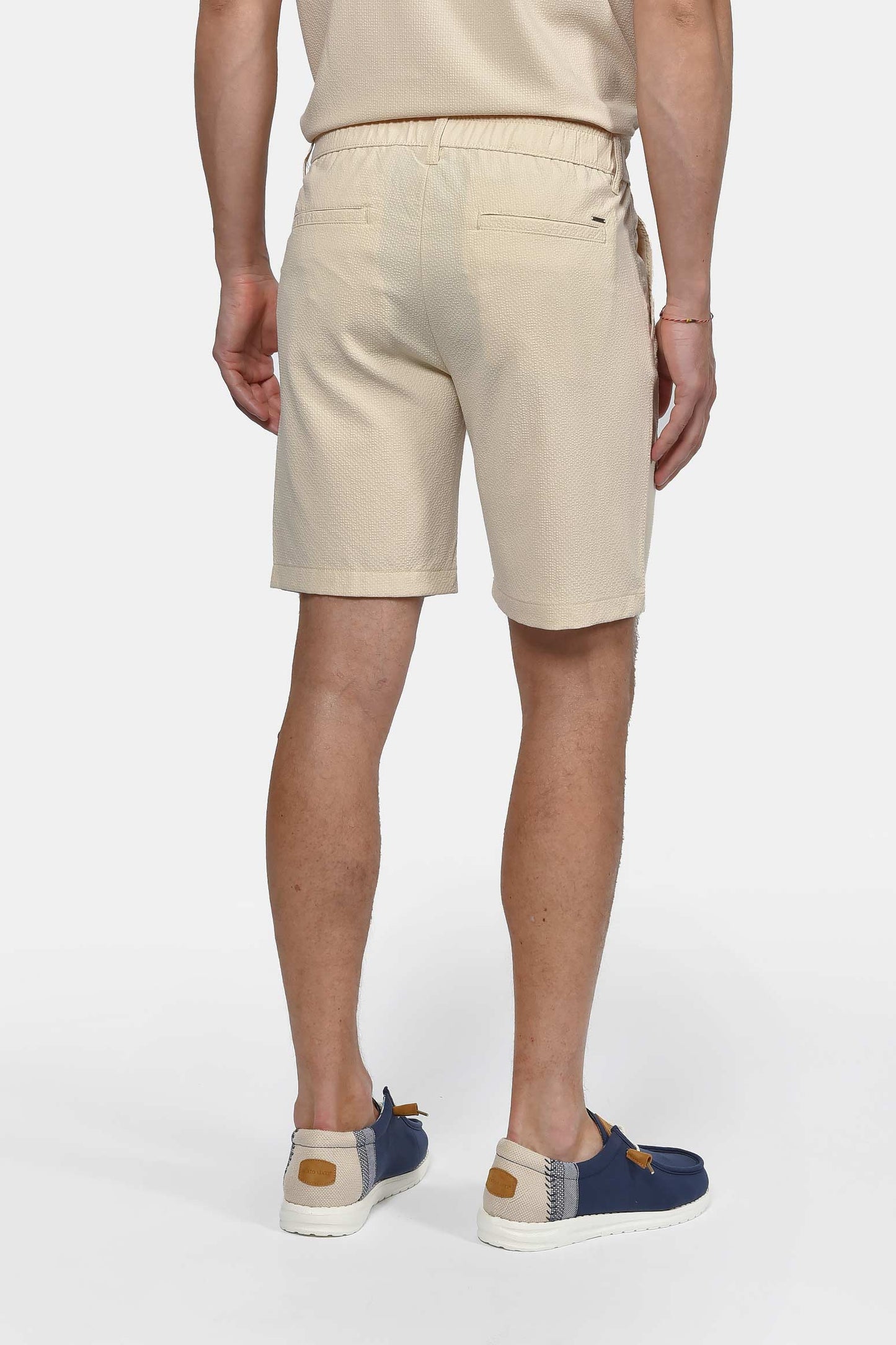 ανδρική-chinos-βερμούδα-normal-fit-με-ελαστική-μέση-&-διακριτή-υφή