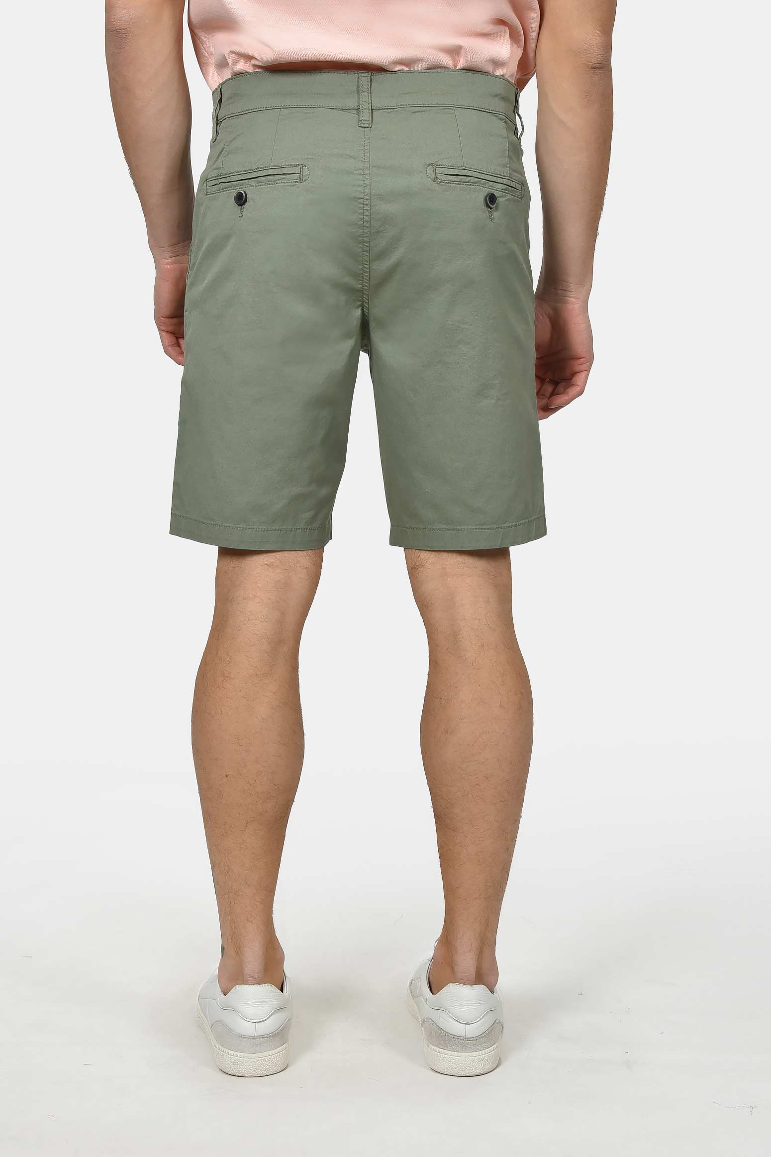 ανδρική-chinos-βερμούδα-βαμβακερή-normal-fit-με-πιέτες-για-άνετη-καλοκαιρινή-εμφάνιση