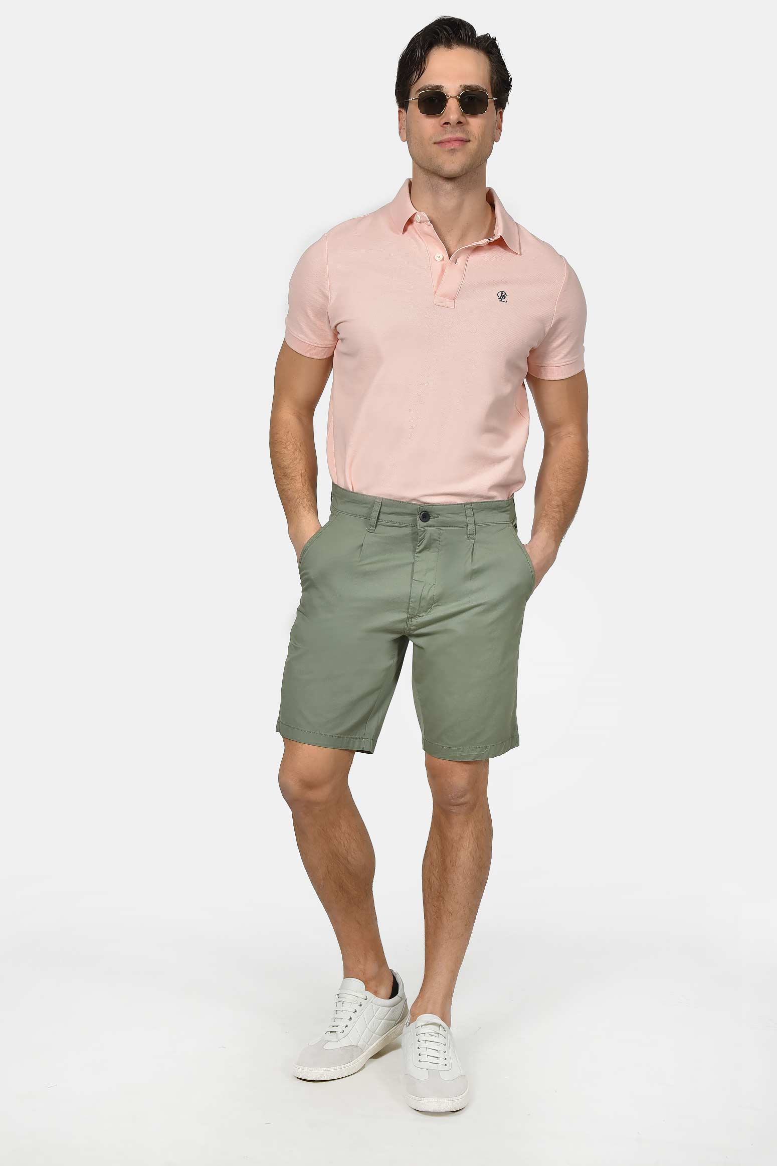 ανδρική-chinos-βερμούδα-βαμβακερή-normal-fit-με-πιέτες-για-άνετη-καλοκαιρινή-εμφάνιση