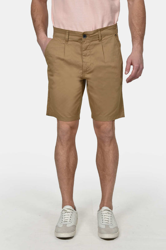 ανδρική-chinos-βερμούδα-βαμβακερή-normal-fit-με-πιέτες-για-άνετη-καλοκαιρινή-εμφάνιση
