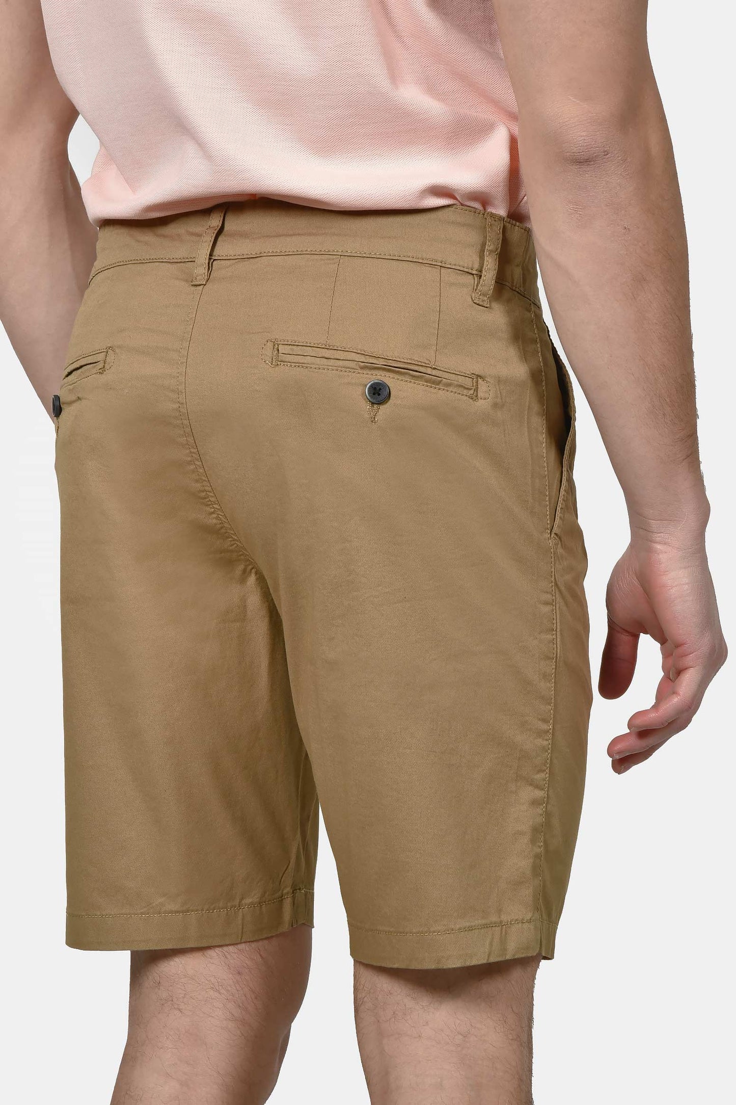ανδρική-chinos-βερμούδα-βαμβακερή-normal-fit-με-πιέτες-για-άνετη-καλοκαιρινή-εμφάνιση