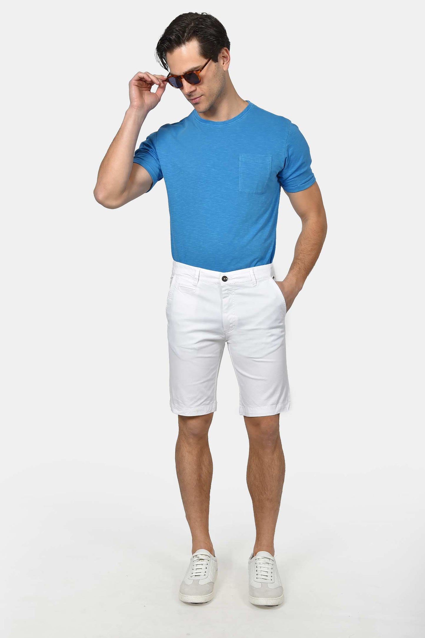 ανδρική-βαμβακερή-chinos-βερμούδα-slim-fit-με-καθαρή-γραμμή-&-ελαστική-άνεση