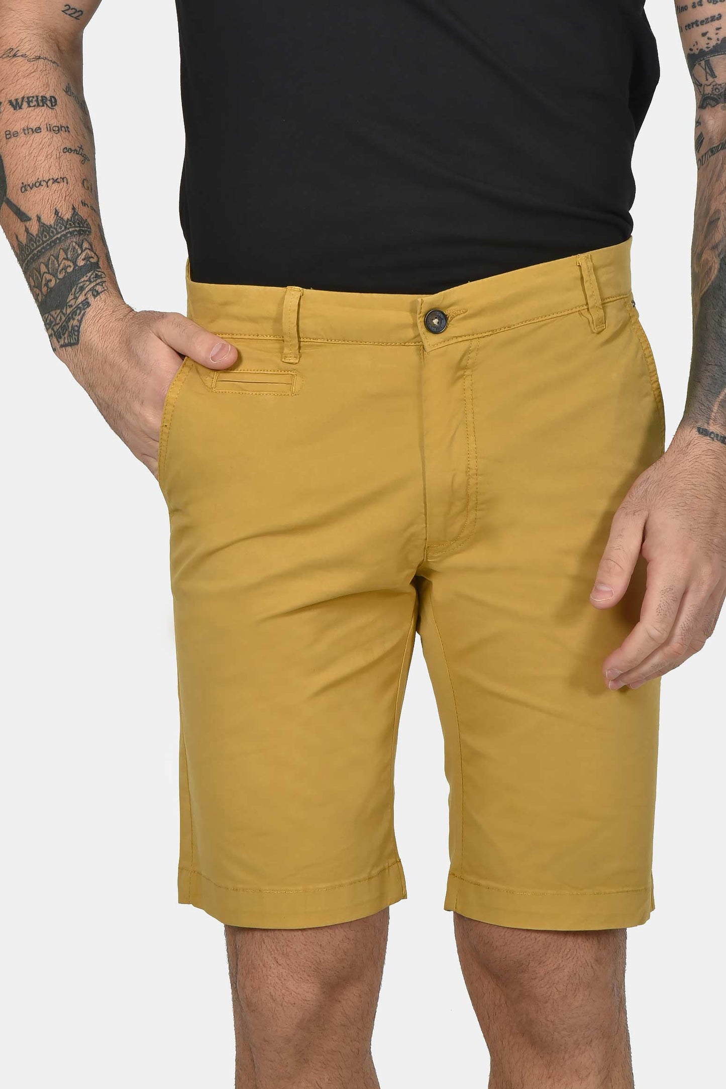 ανδρική-βαμβακερή-chinos-βερμούδα-slim-fit-με-καθαρή-γραμμή-&-ελαστική-άνεση