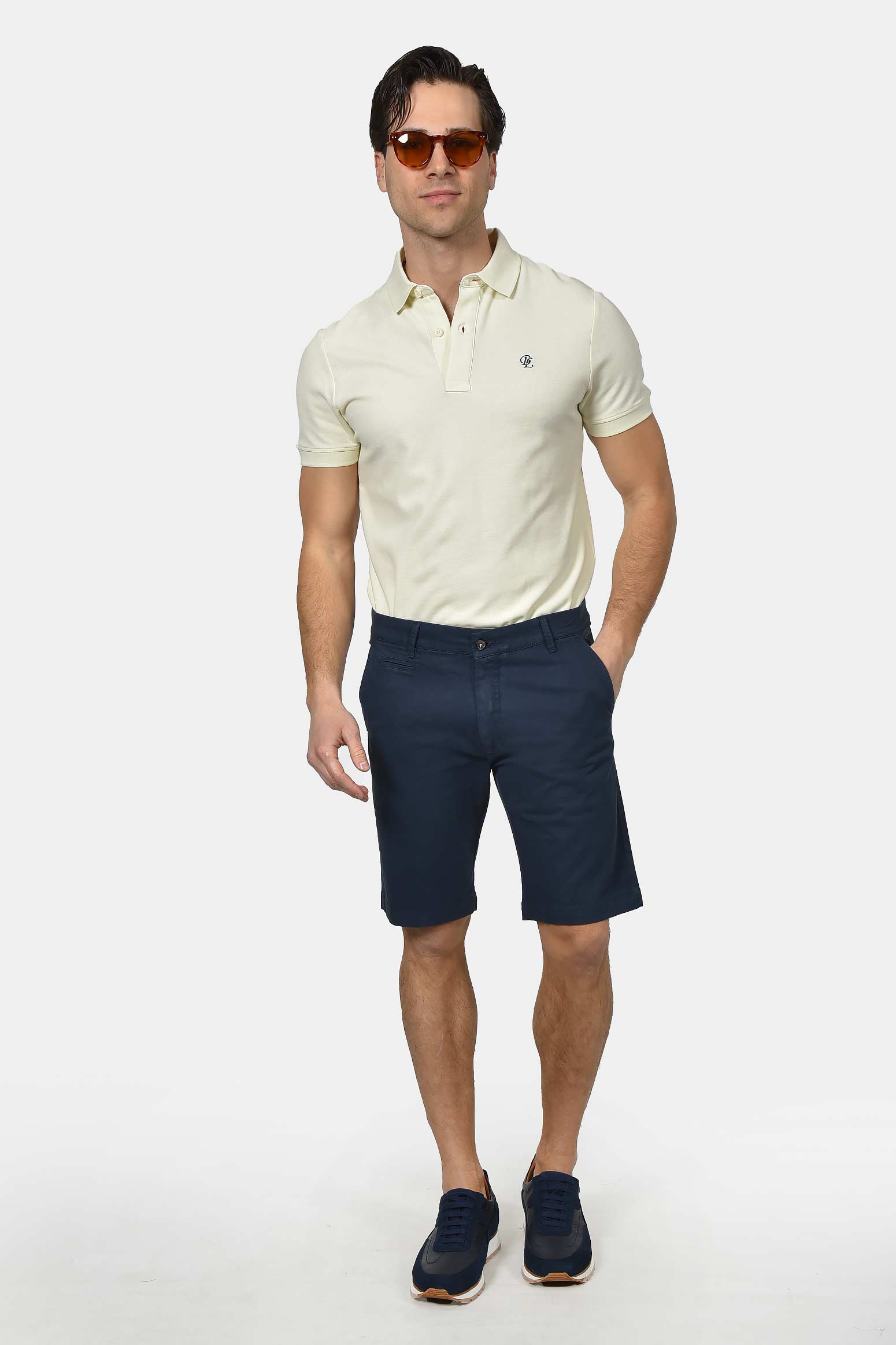 ανδρική-βαμβακερή-chinos-βερμούδα-slim-fit-με-καθαρή-γραμμή-&-ελαστική-άνεση