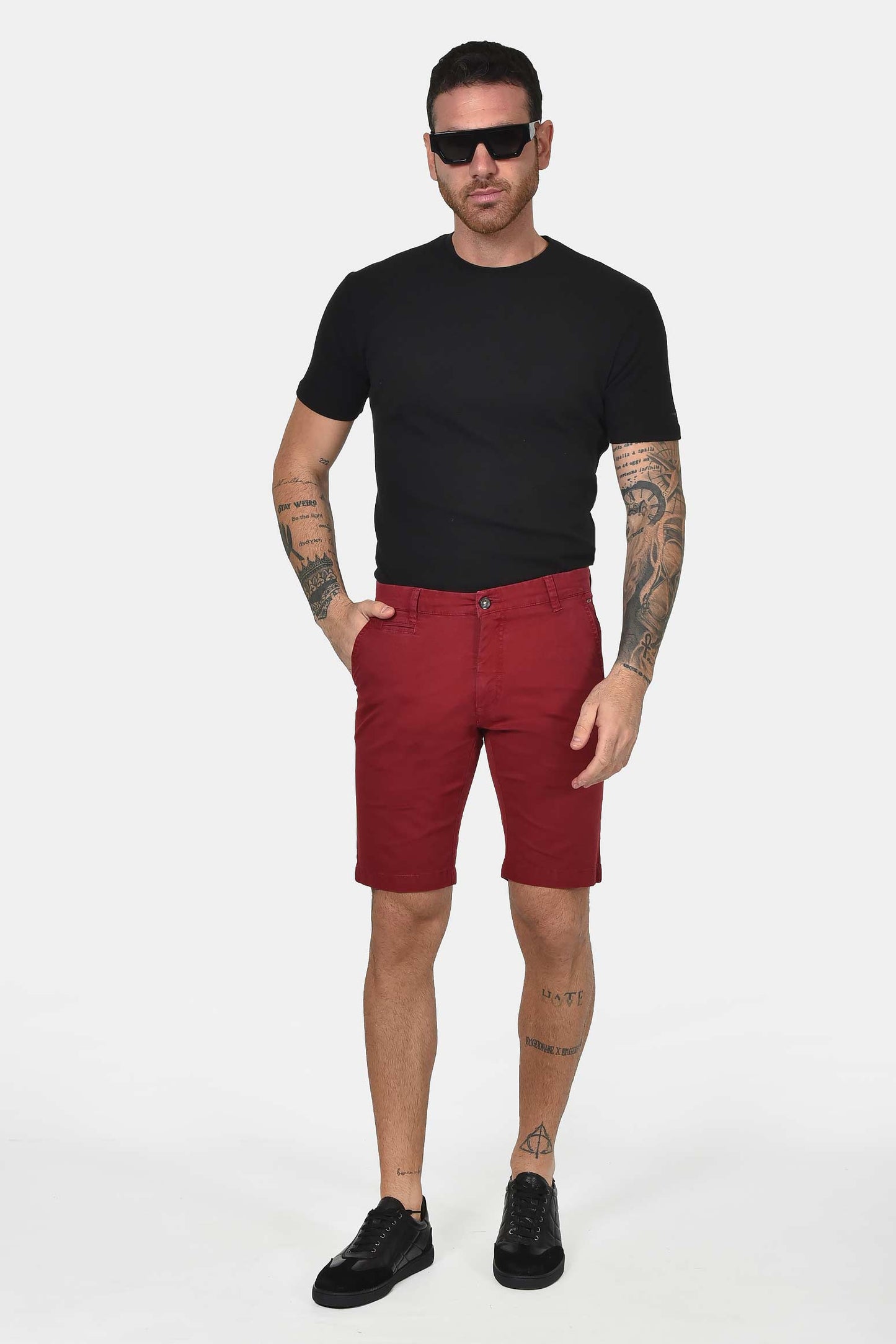 ανδρική-βαμβακερή-chinos-βερμούδα-slim-fit-με-καθαρή-γραμμή-&-ελαστική-άνεση