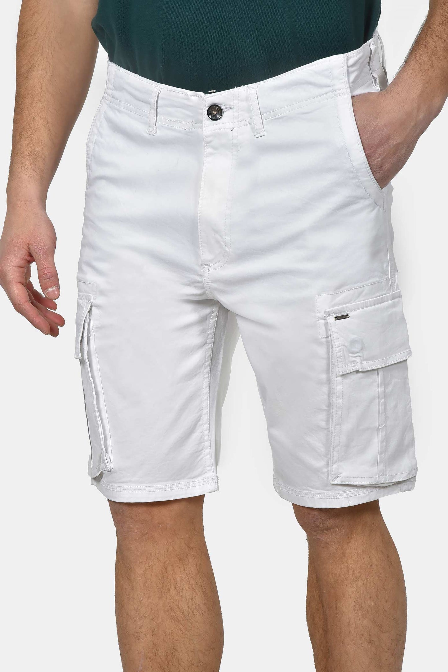 ανδρική-cargo-βερμούδα-slim-fit-με-πλαϊνές-τσέπες-&-ελαστική-άνεση-κινήσεων