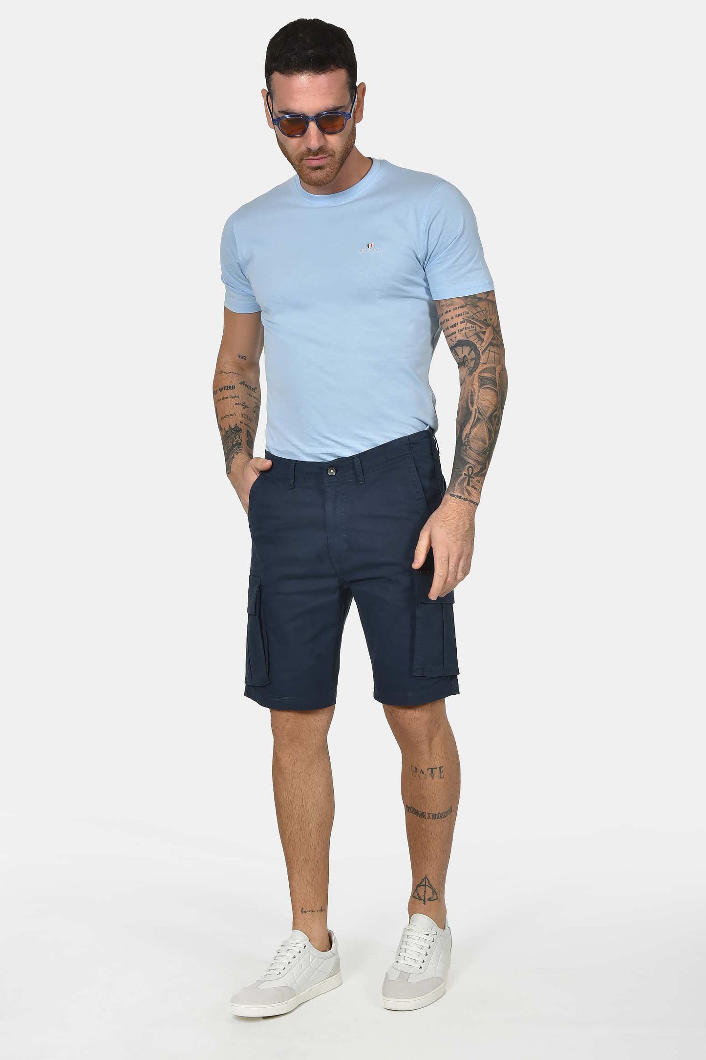 ανδρική-cargo-βερμούδα-slim-fit-με-πλαϊνές-τσέπες-&-ελαστική-άνεση-κινήσεων