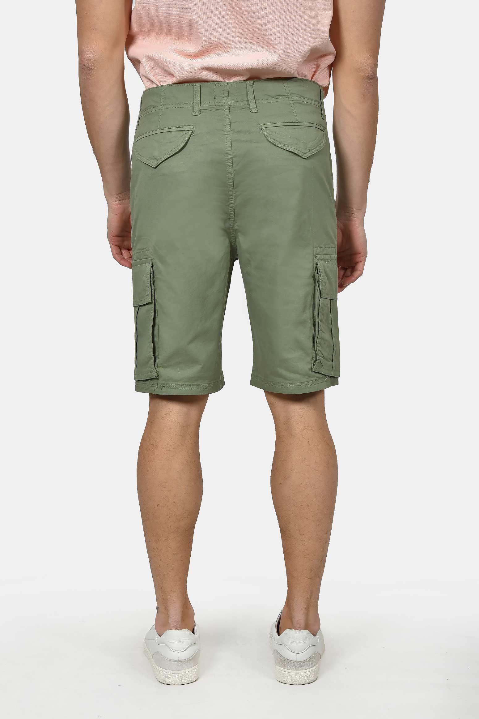 ανδρική-cargo-βερμούδα-slim-fit-με-πλαϊνές-τσέπες-&-ελαστική-άνεση-κινήσεων