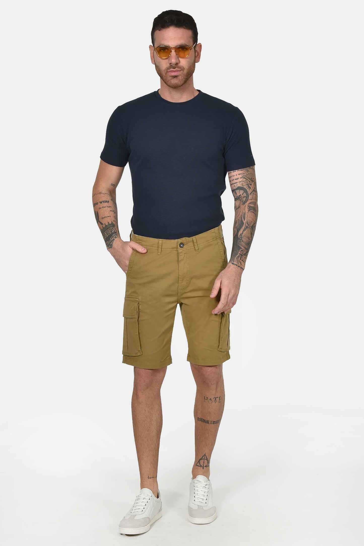 ανδρική-cargo-βερμούδα-slim-fit-με-πλαϊνές-τσέπες-&-ελαστική-άνεση-κινήσεων