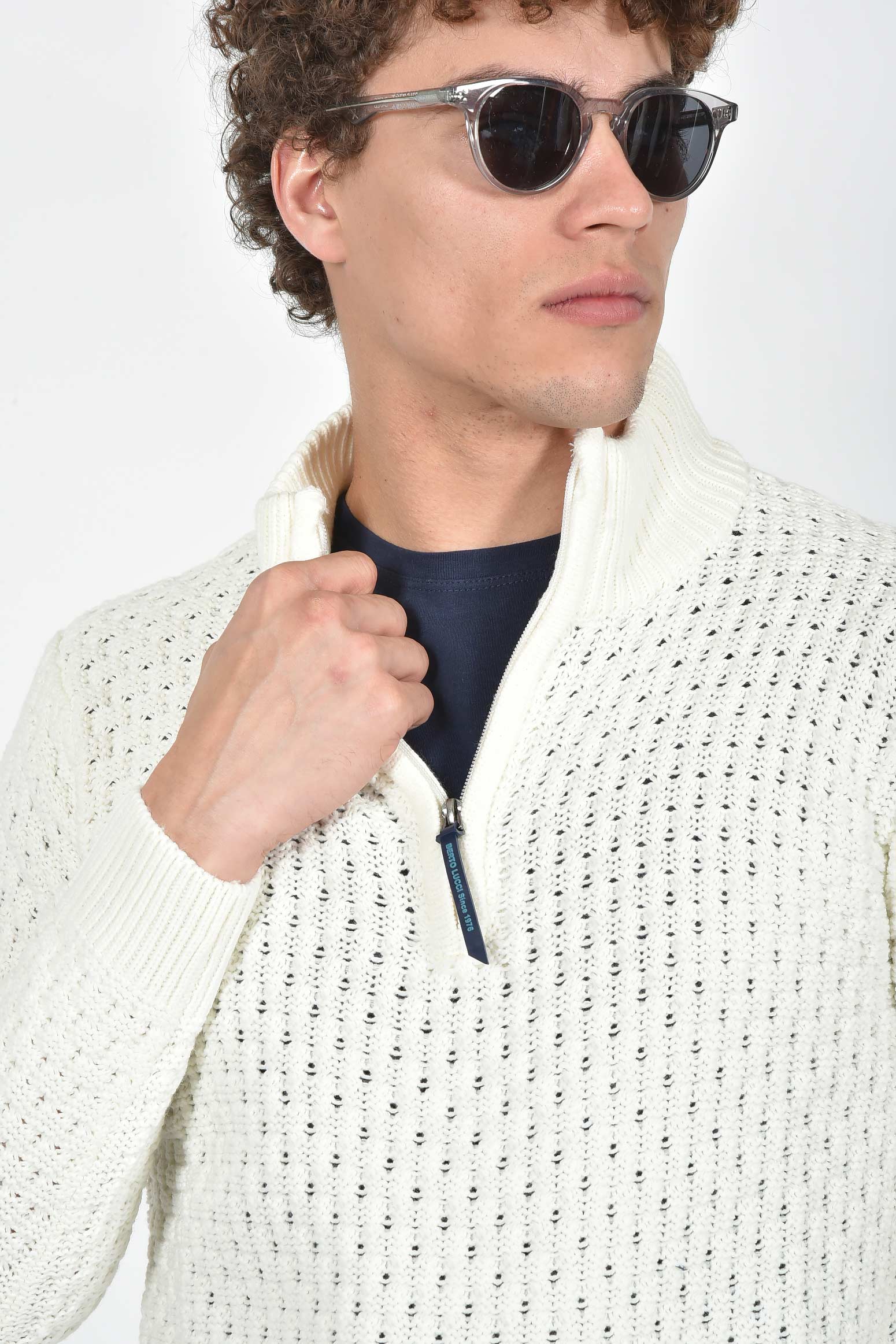 ανδρικό-πλεκτό-half-zip-normal-fit-με-ανάγλυφη-ύφανση