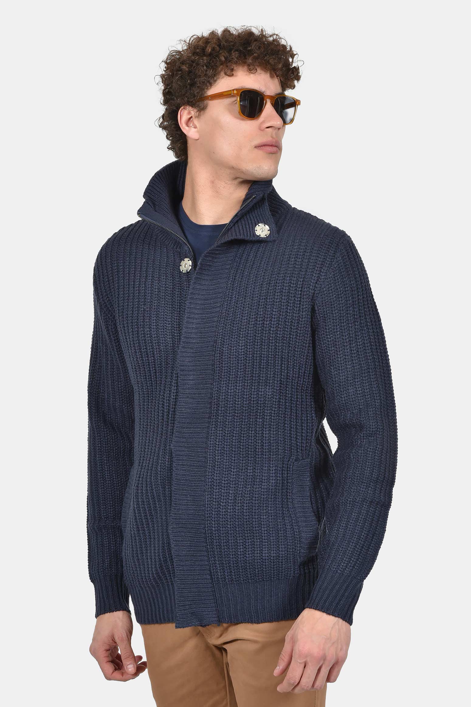 ανδρική-πλεκτή-ζακέτα-normal-fit-με-κουμπιά-και-φερμουάρ