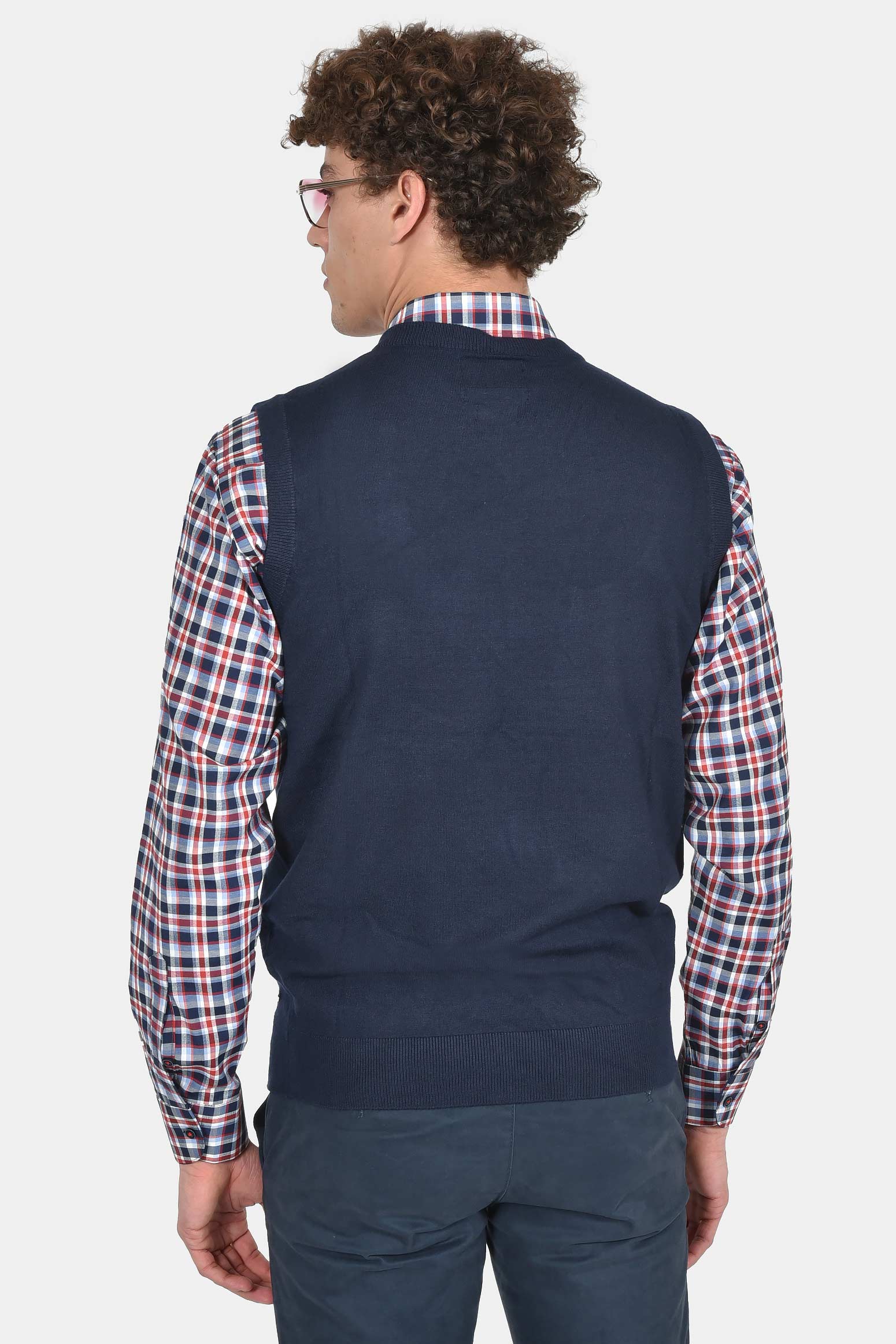 ανδρικό-πλεκτό-γιλέκο-normal-fit-με-λαιμόκοψη-v