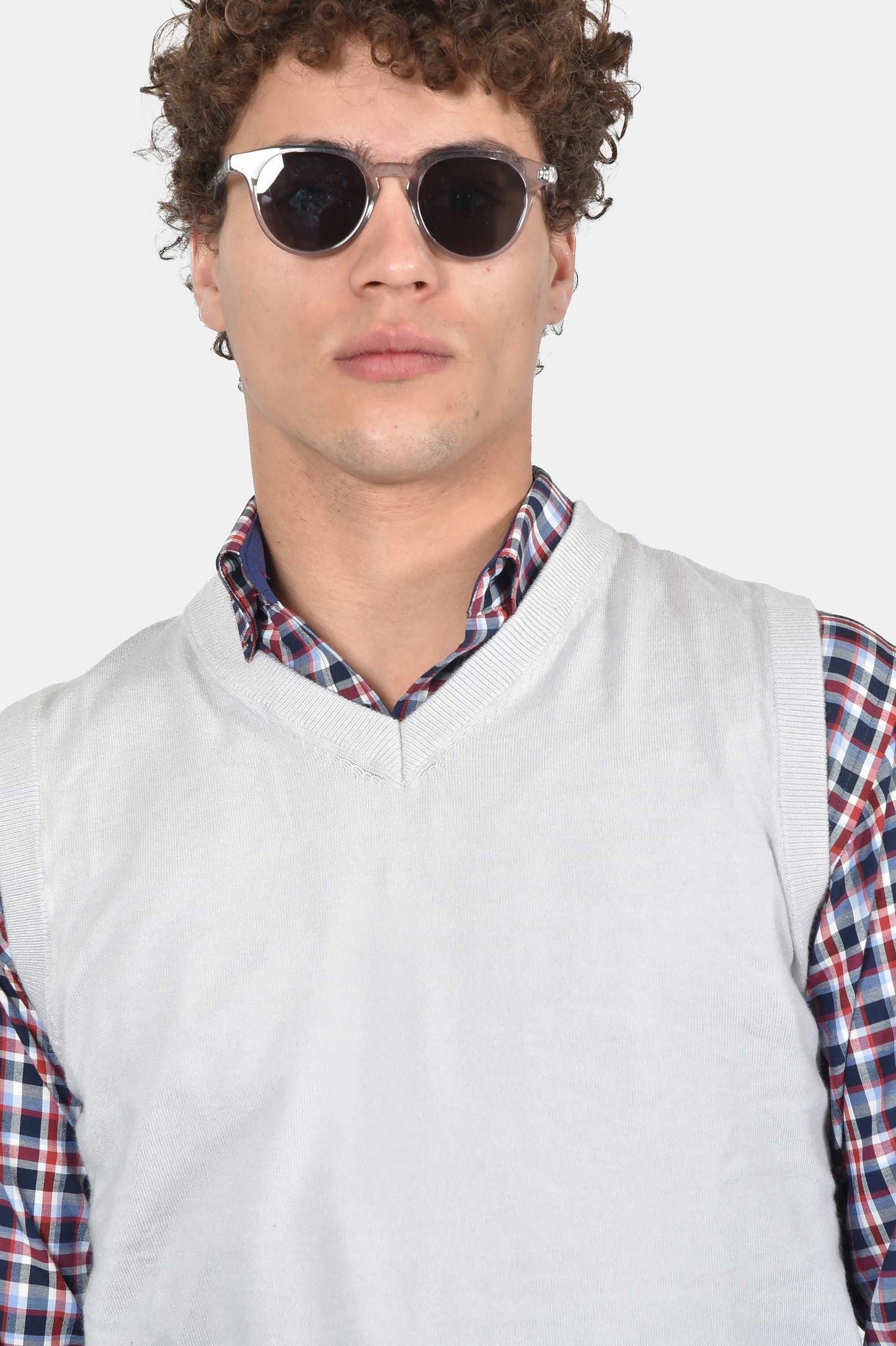 ανδρικό-πλεκτό-γιλέκο-normal-fit-με-λαιμόκοψη-v