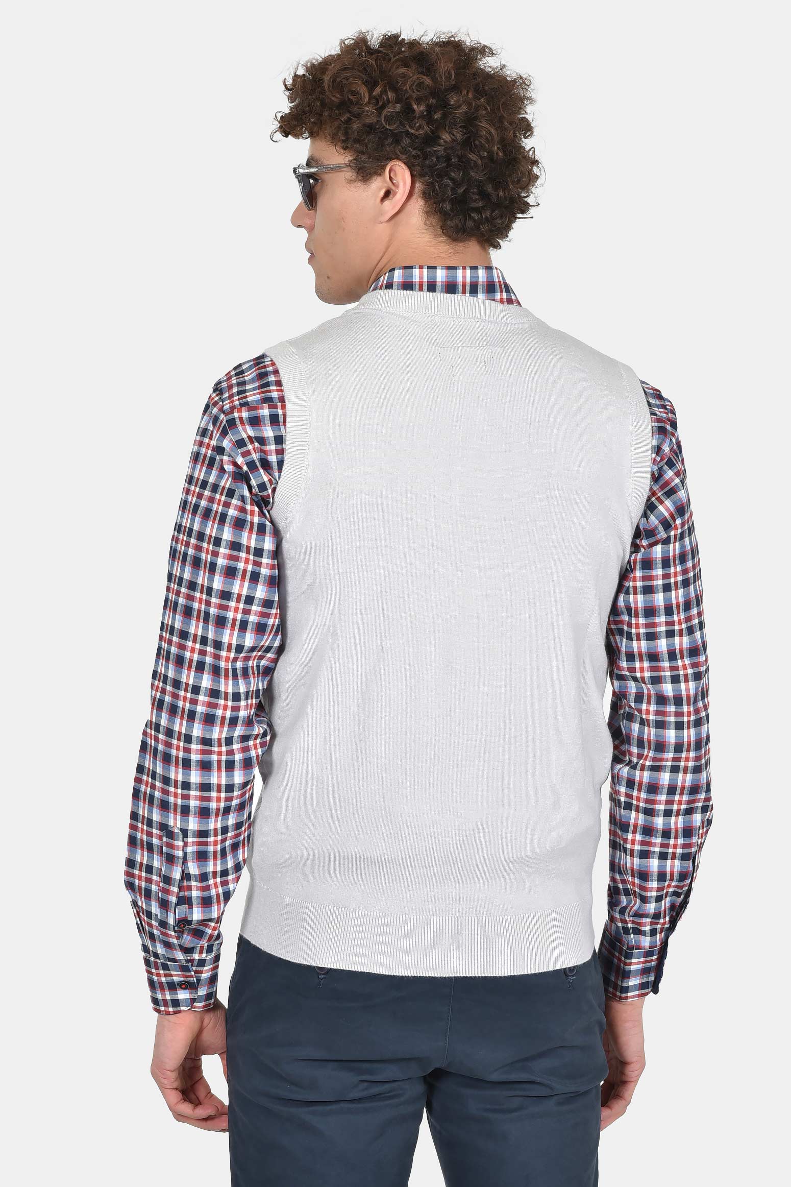 ανδρικό-πλεκτό-γιλέκο-normal-fit-με-λαιμόκοψη-v