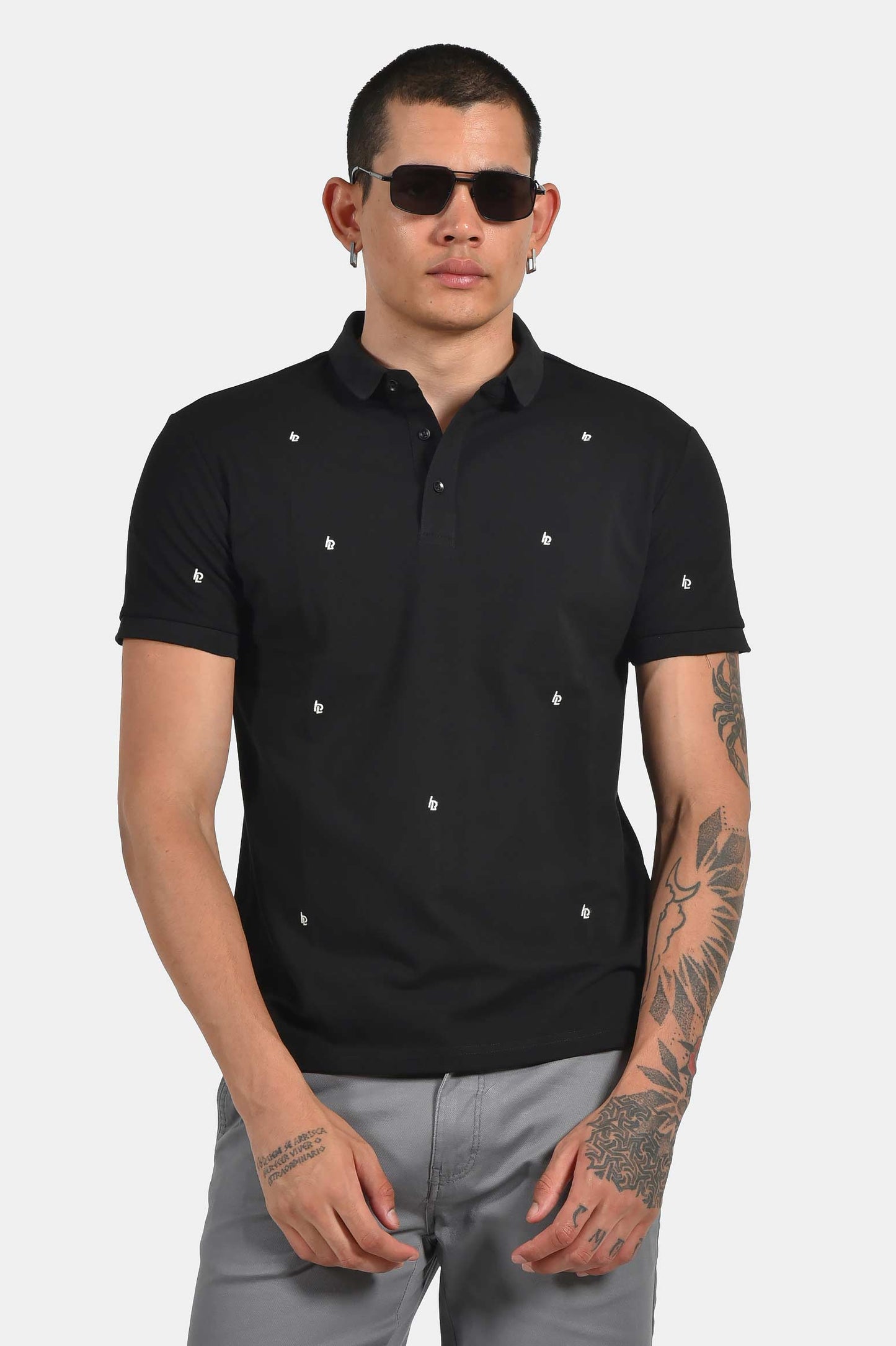 ανδρική-μπλούζα-polo-normal-fit-με-all-over-μικρό-print-λογοτύπου